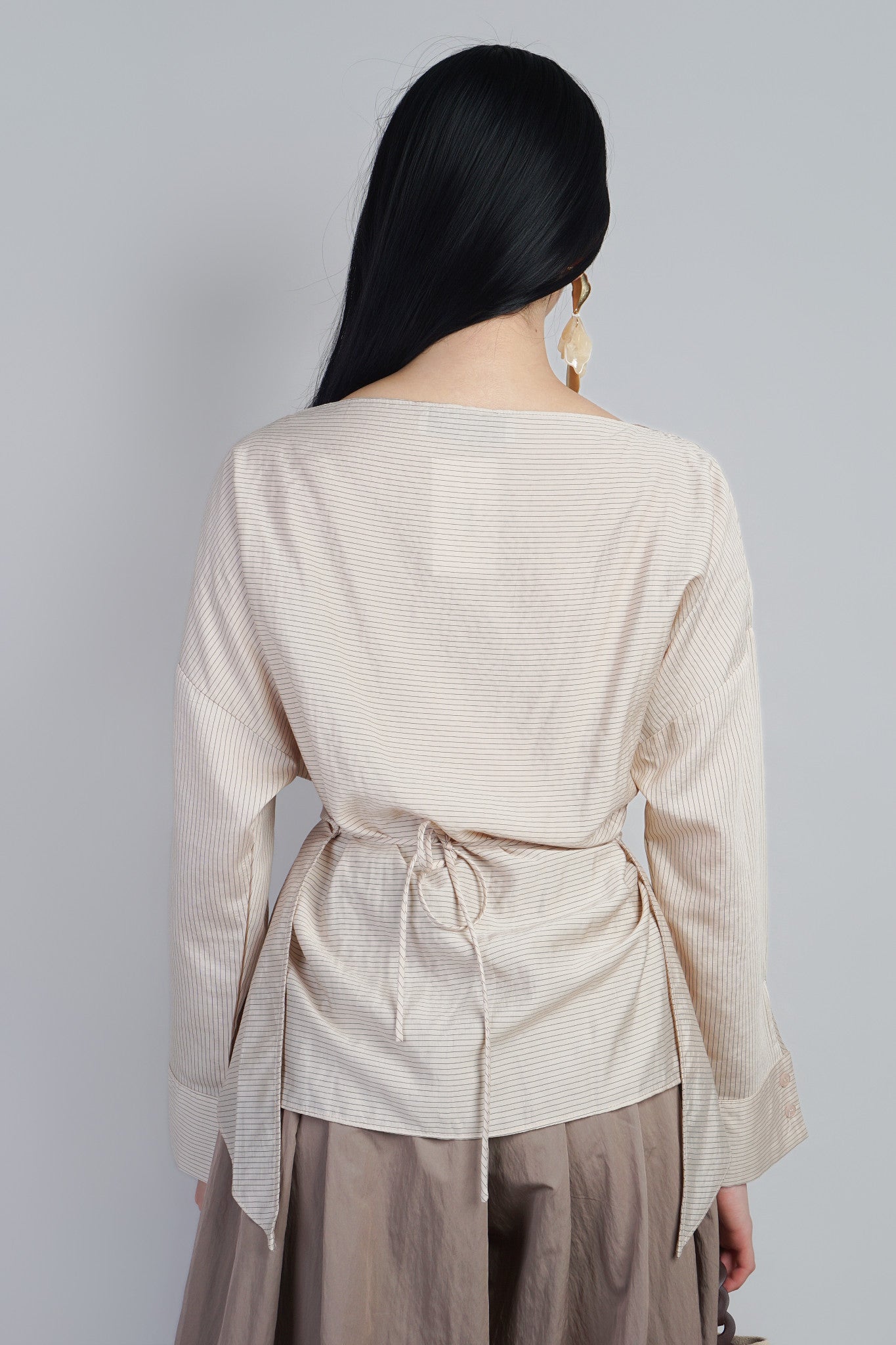 Taupe Mini Blk Stripe Soft Wrap Top