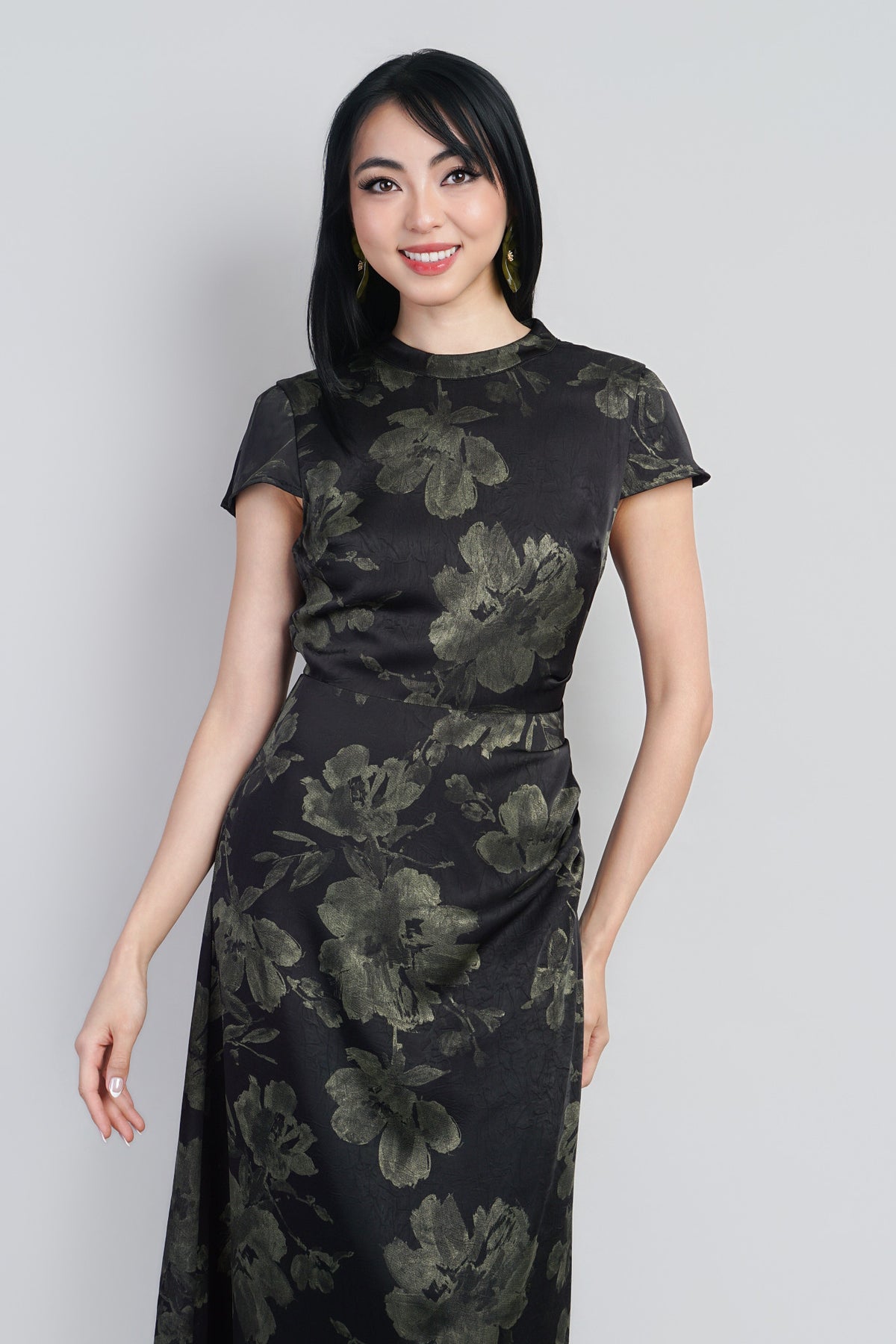 Black/Olive Floral Print Foil Cap Sleeve V Back Neck Midi Dress