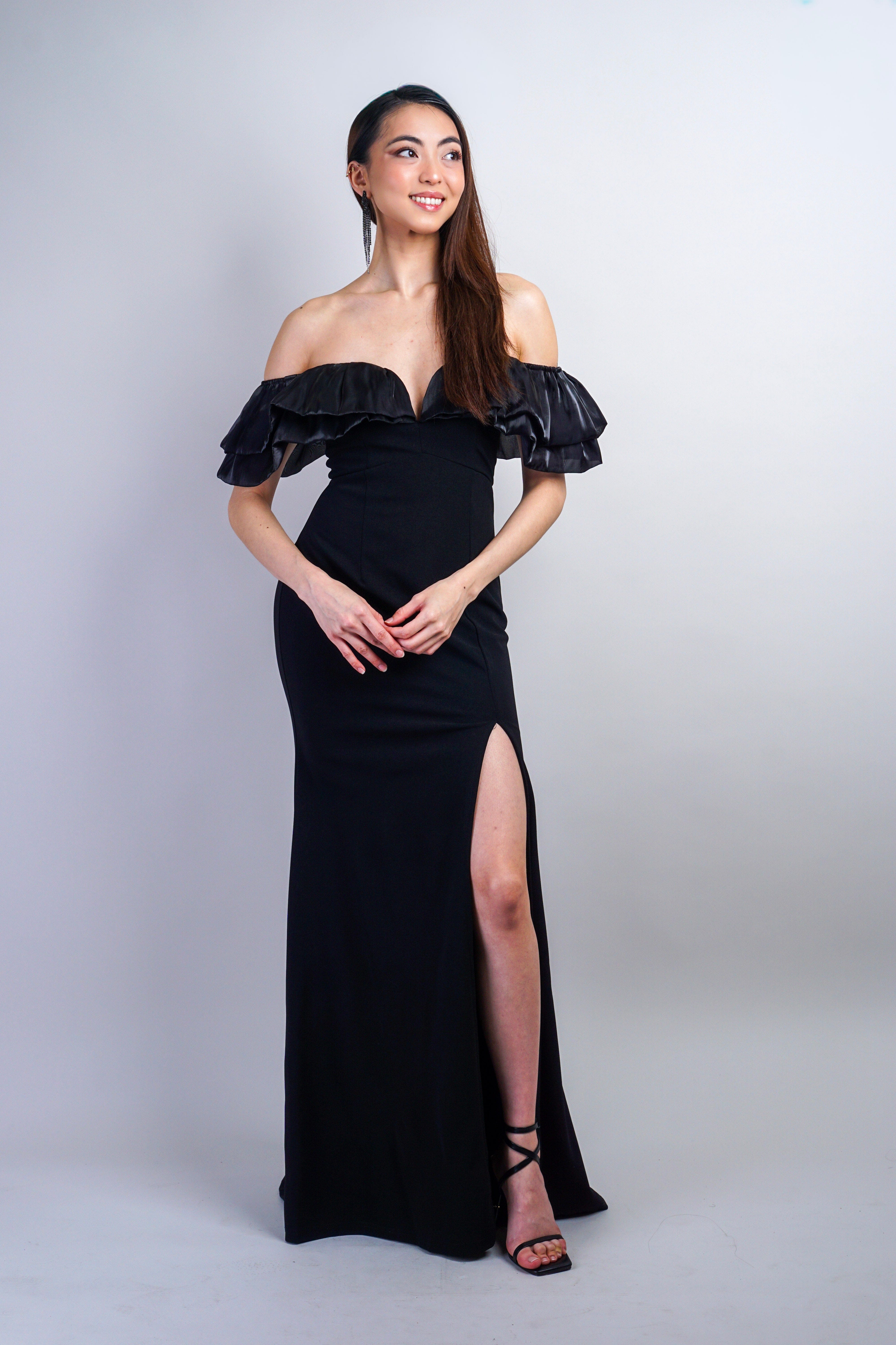 Private Label DRESSES Black Sweetheart Off Shoulder Mermaid Gown