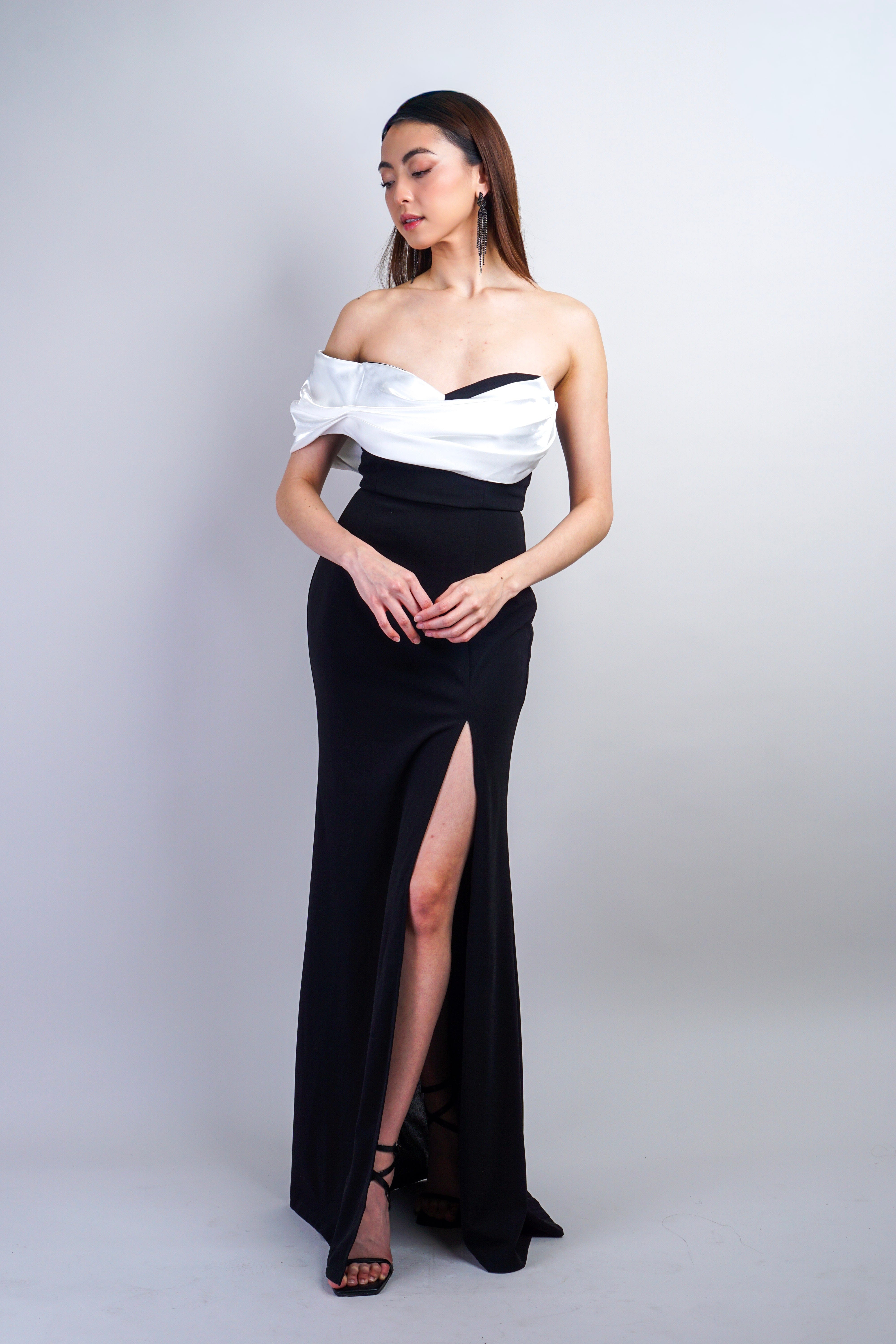 Private Label DRESSES Black/White Strapless Mermaid Gown