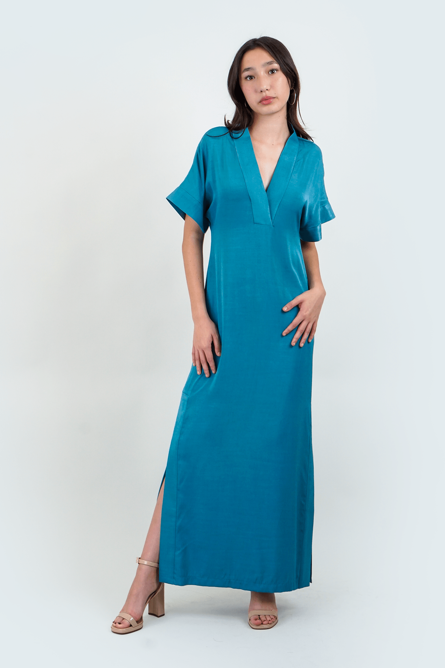Teal Kimono Caftan Maxi Dress | Shop Now | Chloe Dao Teal Kimono Caftan Maxi Dress | Shop Now | Chloe Dao