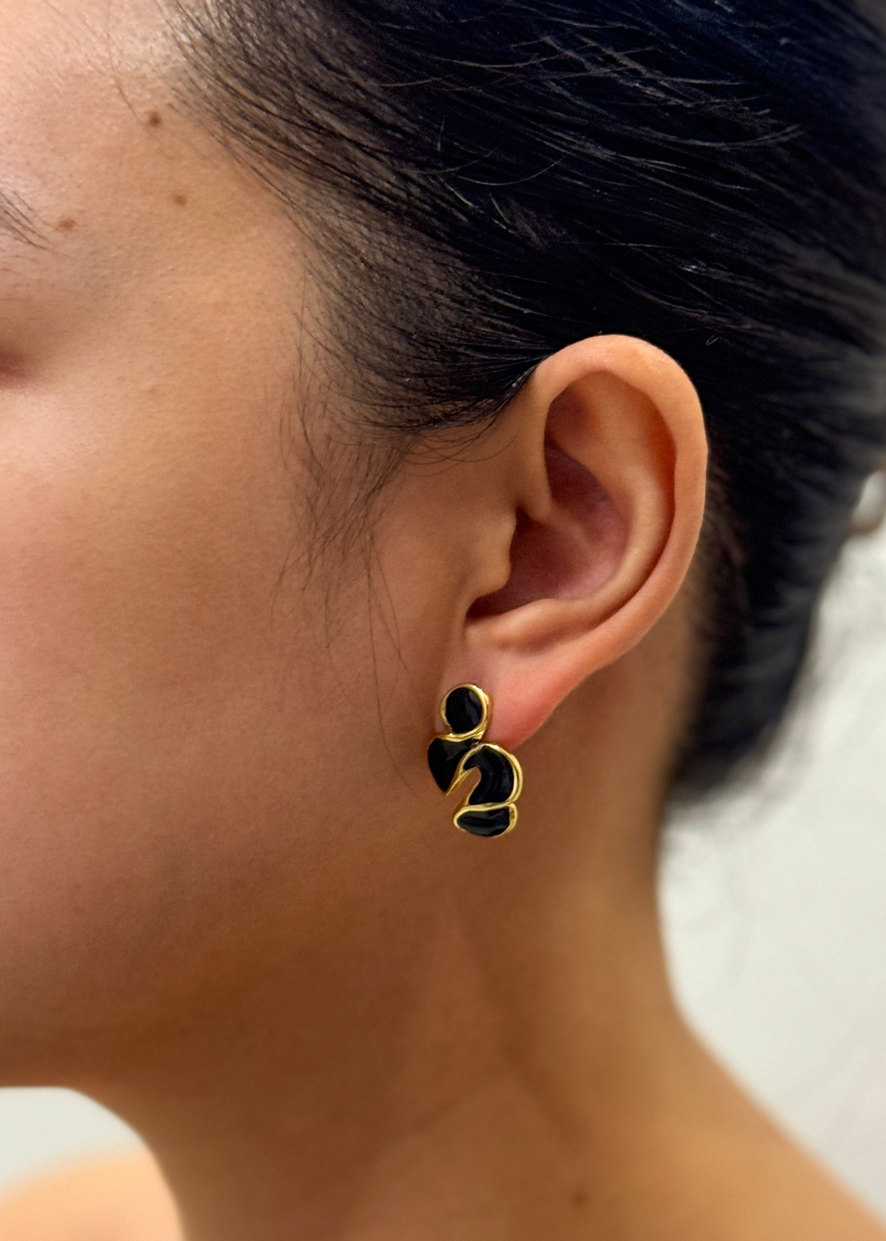 Private Label EARRINGS Black Gold Curly Earrings