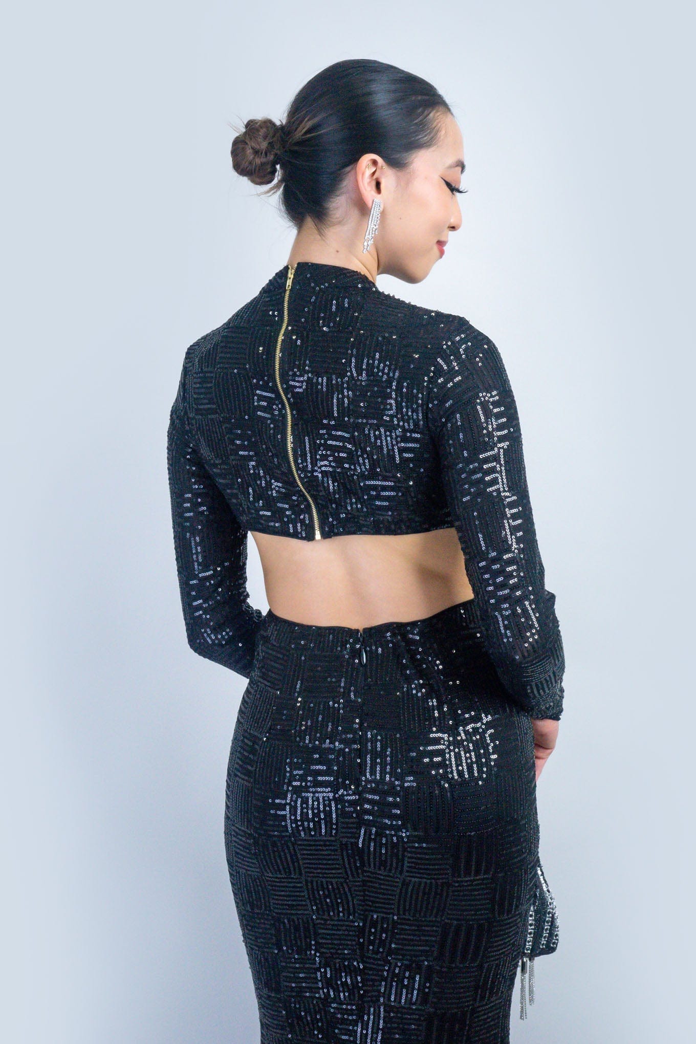 DCD GOWNS Black Long Sleeve Fitted Sequin Gown w/ Finger Glove