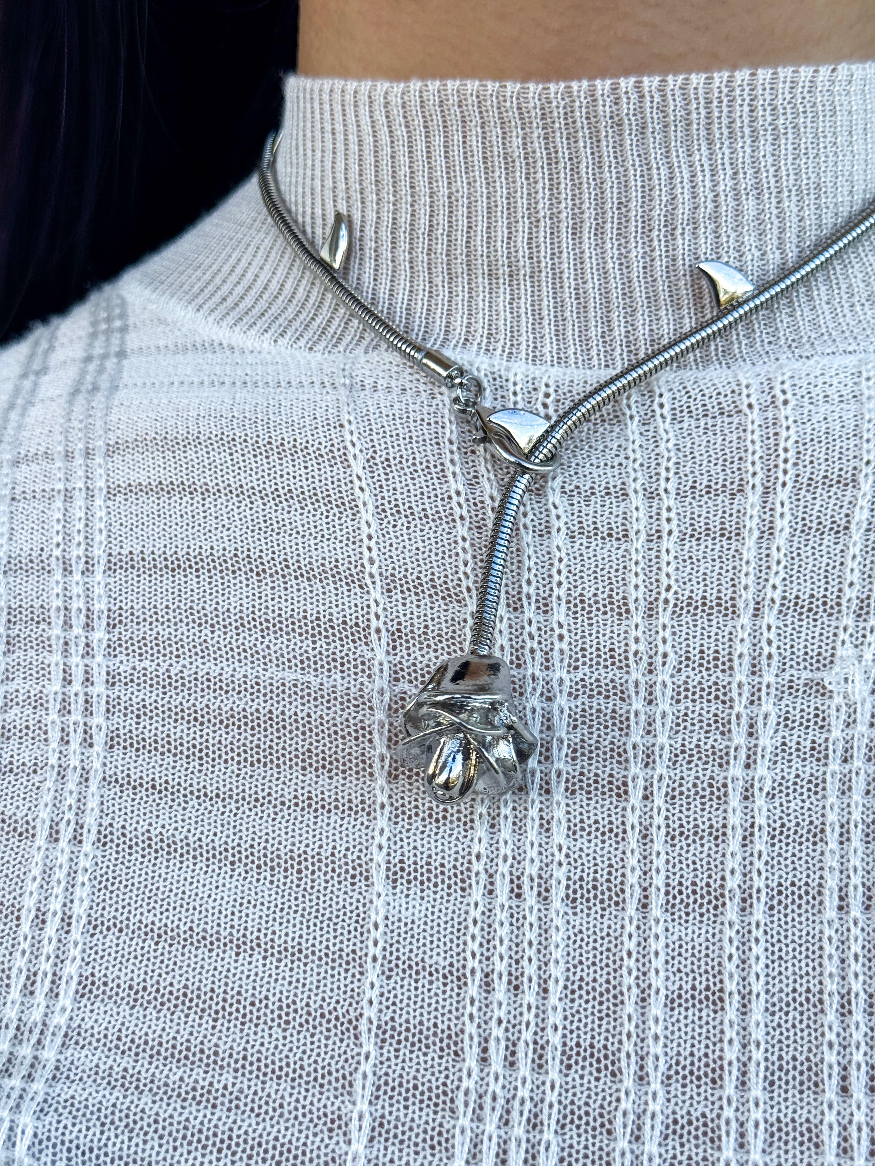 DCD NECKLACES Adjustable Necklace Metal Thorn Rose Flower Necklace