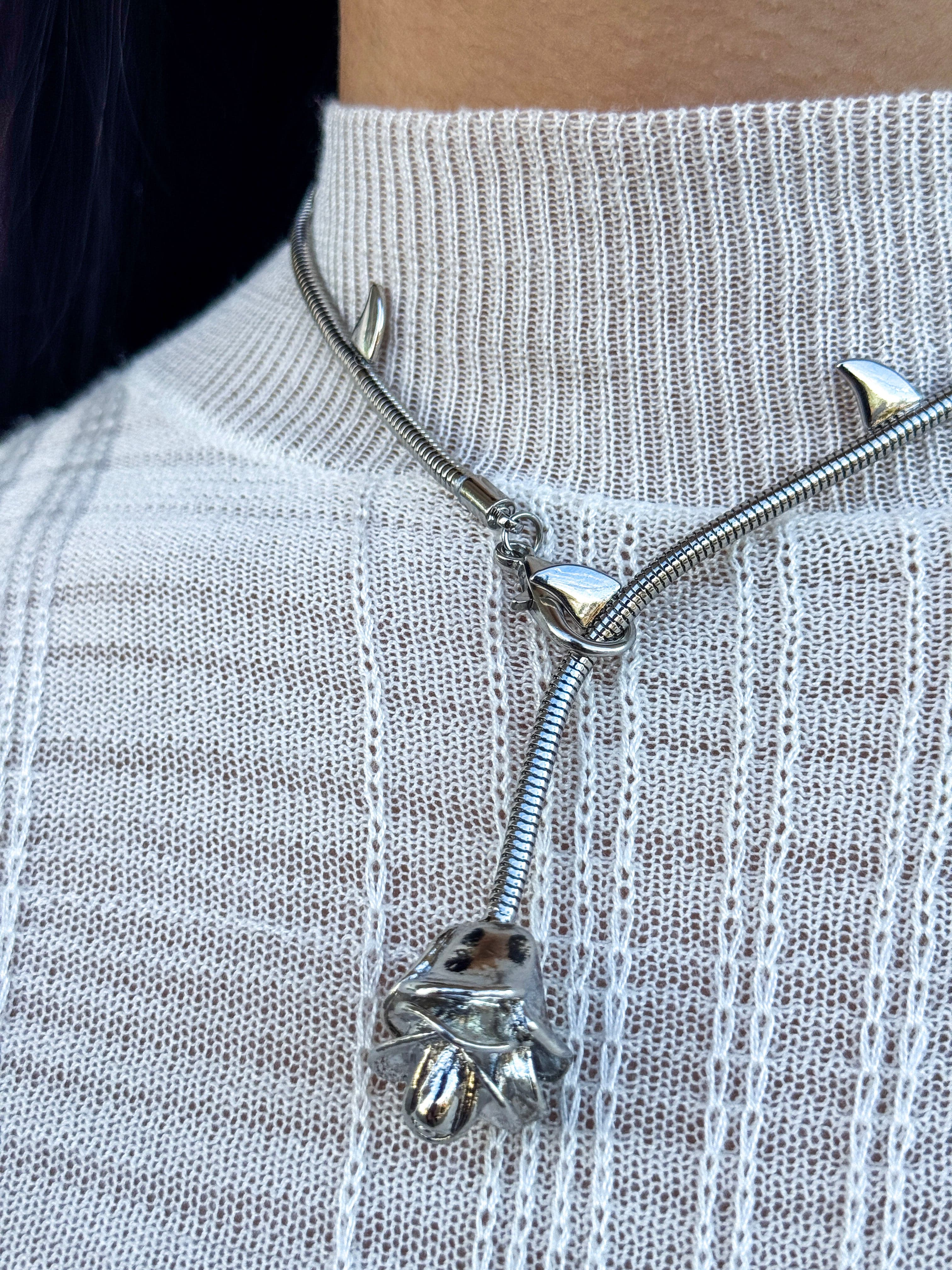 DCD NECKLACES Adjustable Necklace Metal Thorn Rose Flower Necklace