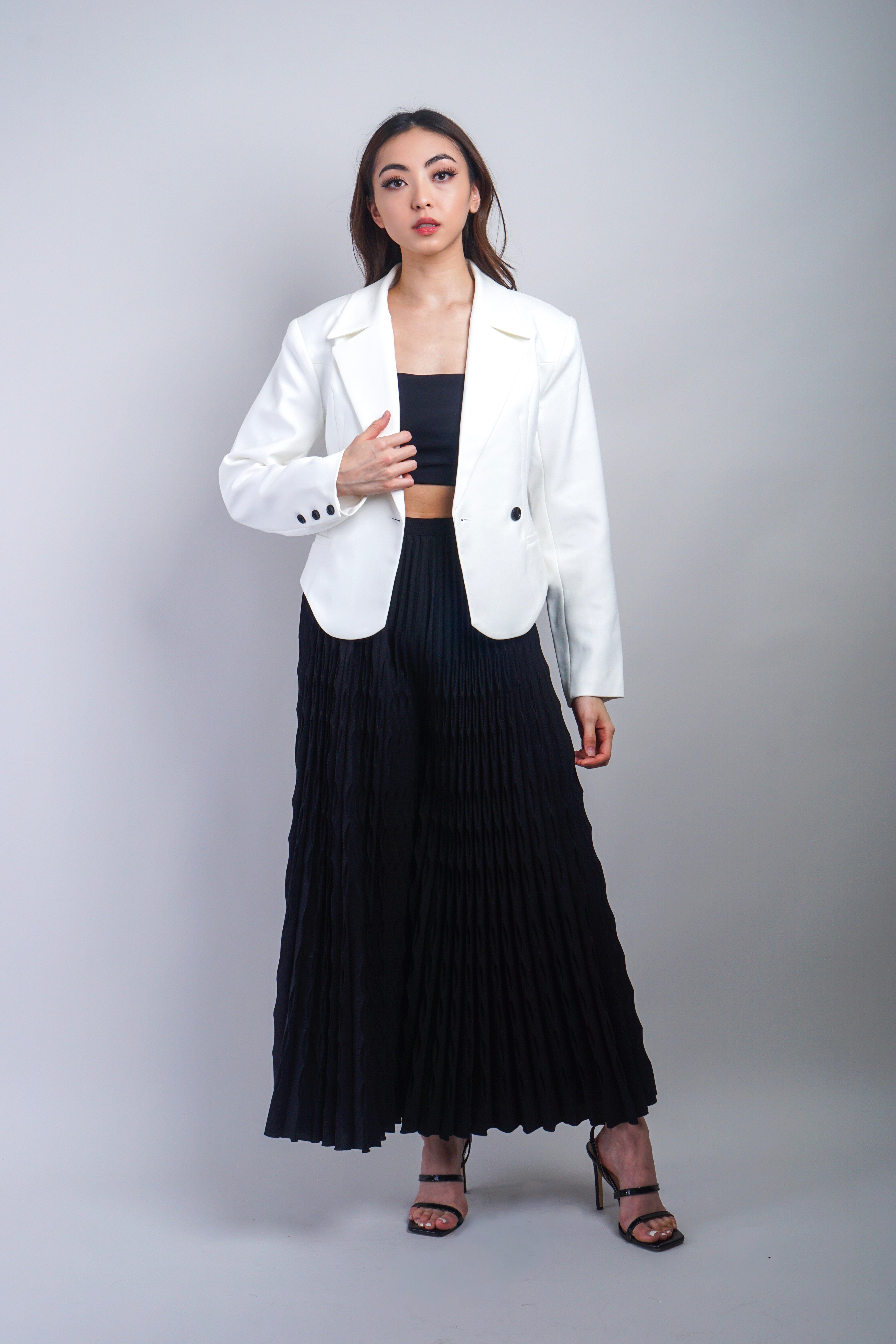 Private Label PANTS Black Wavy Pleated Pant