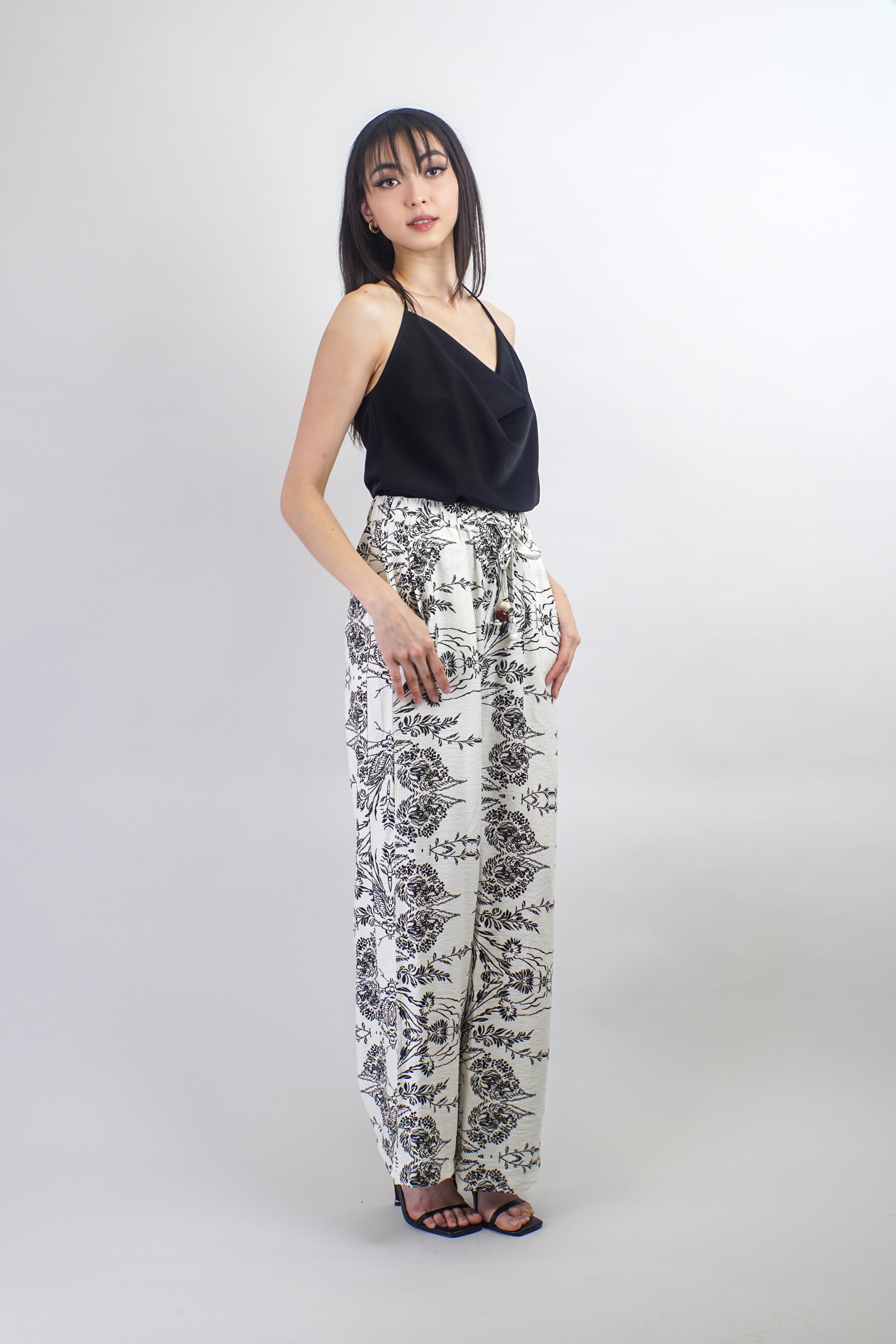 Private Label PANTS Black/White Drawstring Linen Pant