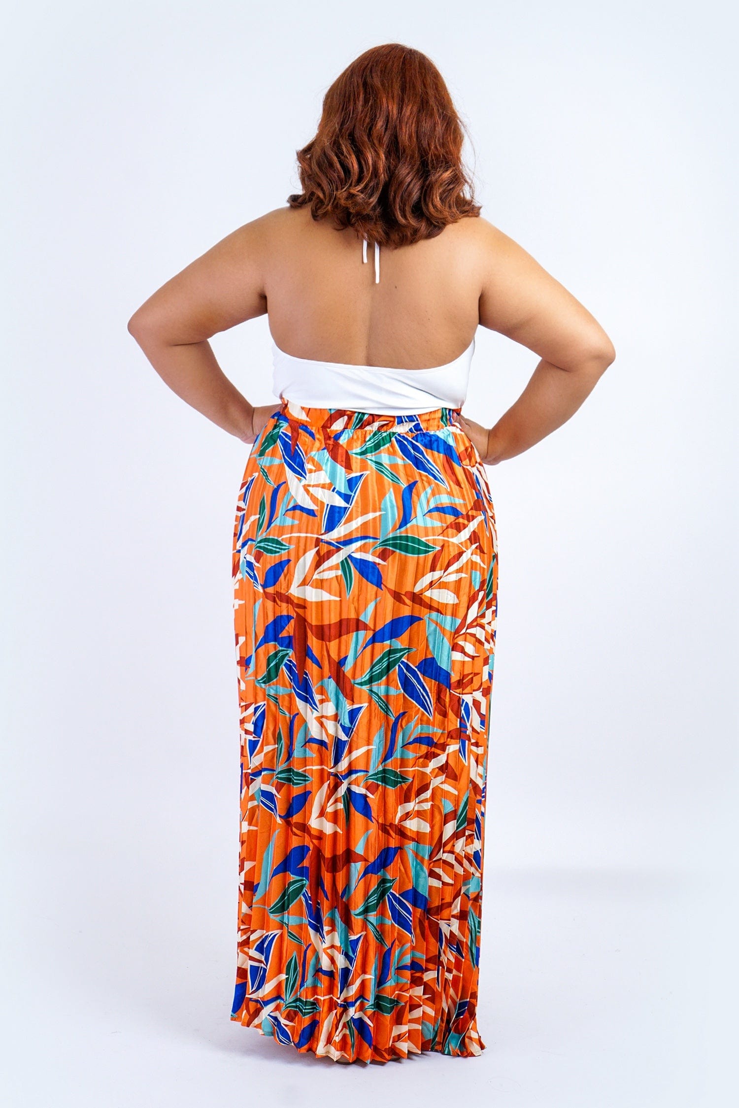 DCD SKIRTS Plus Rust Multicolor Leaf Print Satin Pleated Skirt