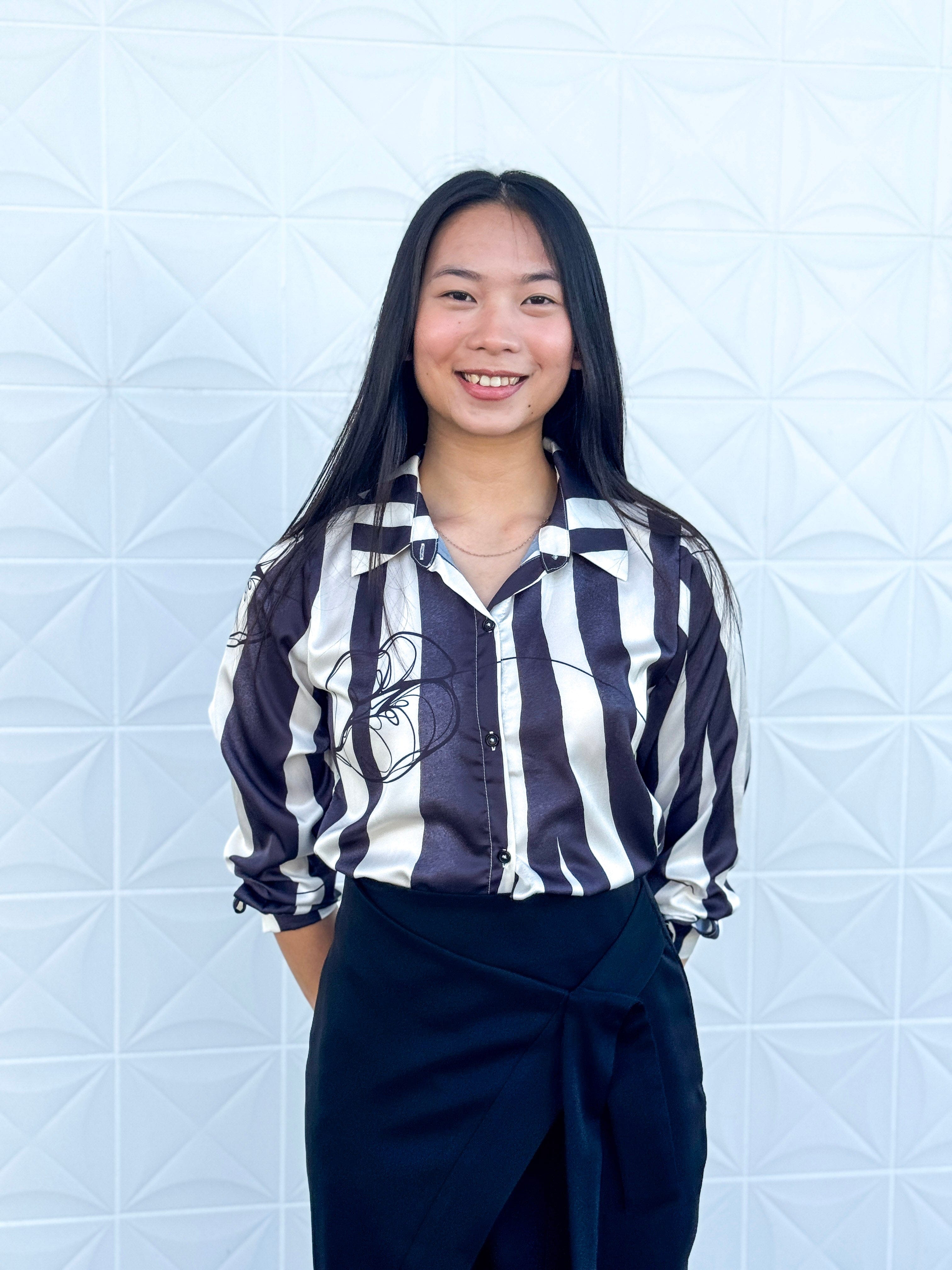 Private Label TOPS Black White Stripe Line Flower Shirt Top