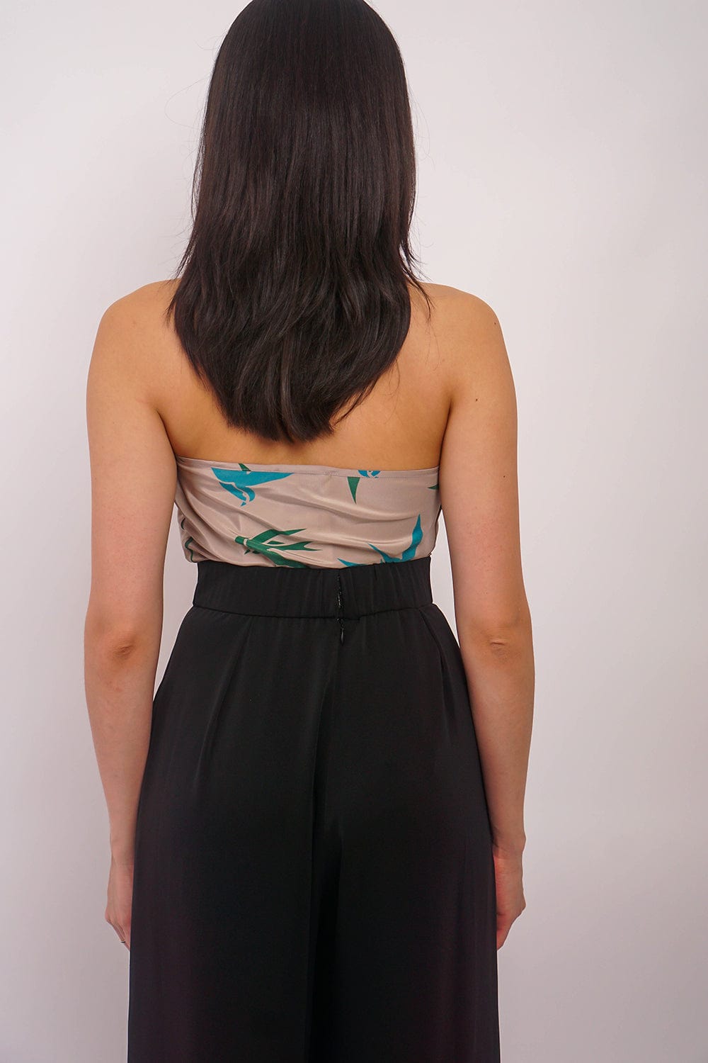 DCD TOPS Flying Bird Colina Cowl Neck Top