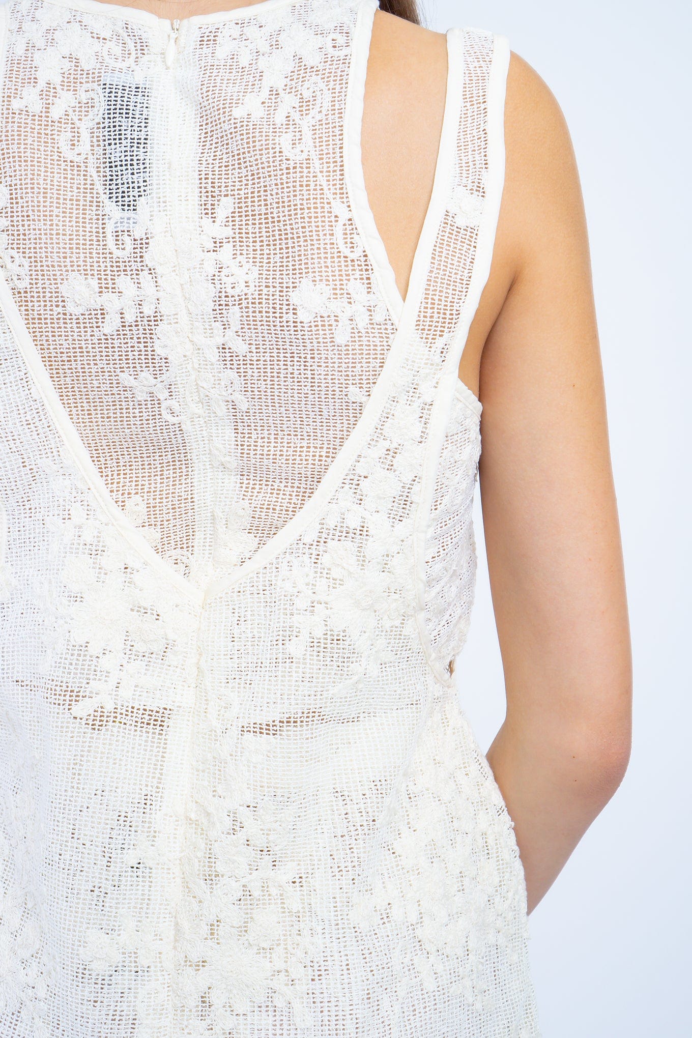 DCD TOPS Natural Appliqué Lace Overlay Top