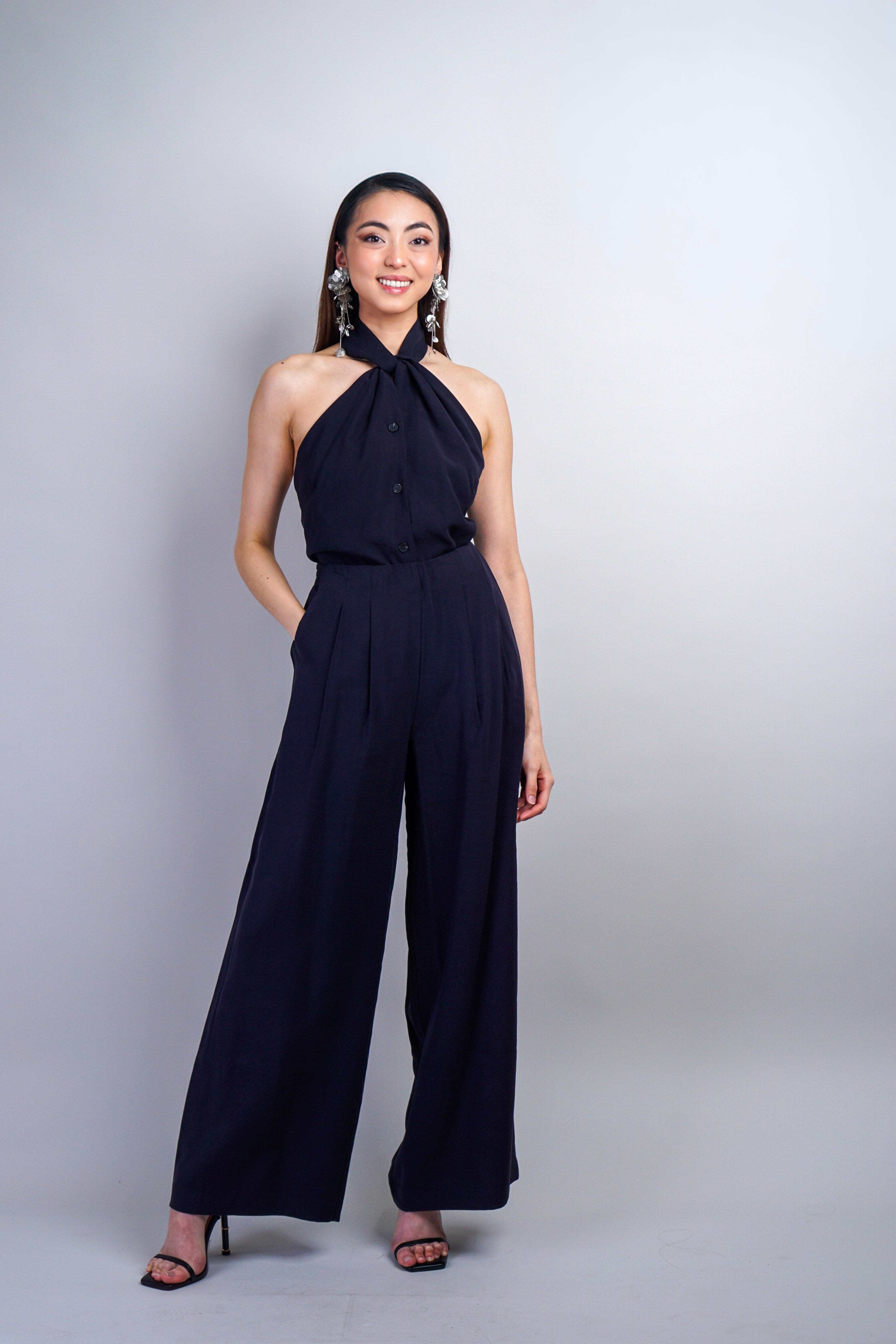 Private Label TOPS Navy Halter Button Backless Top