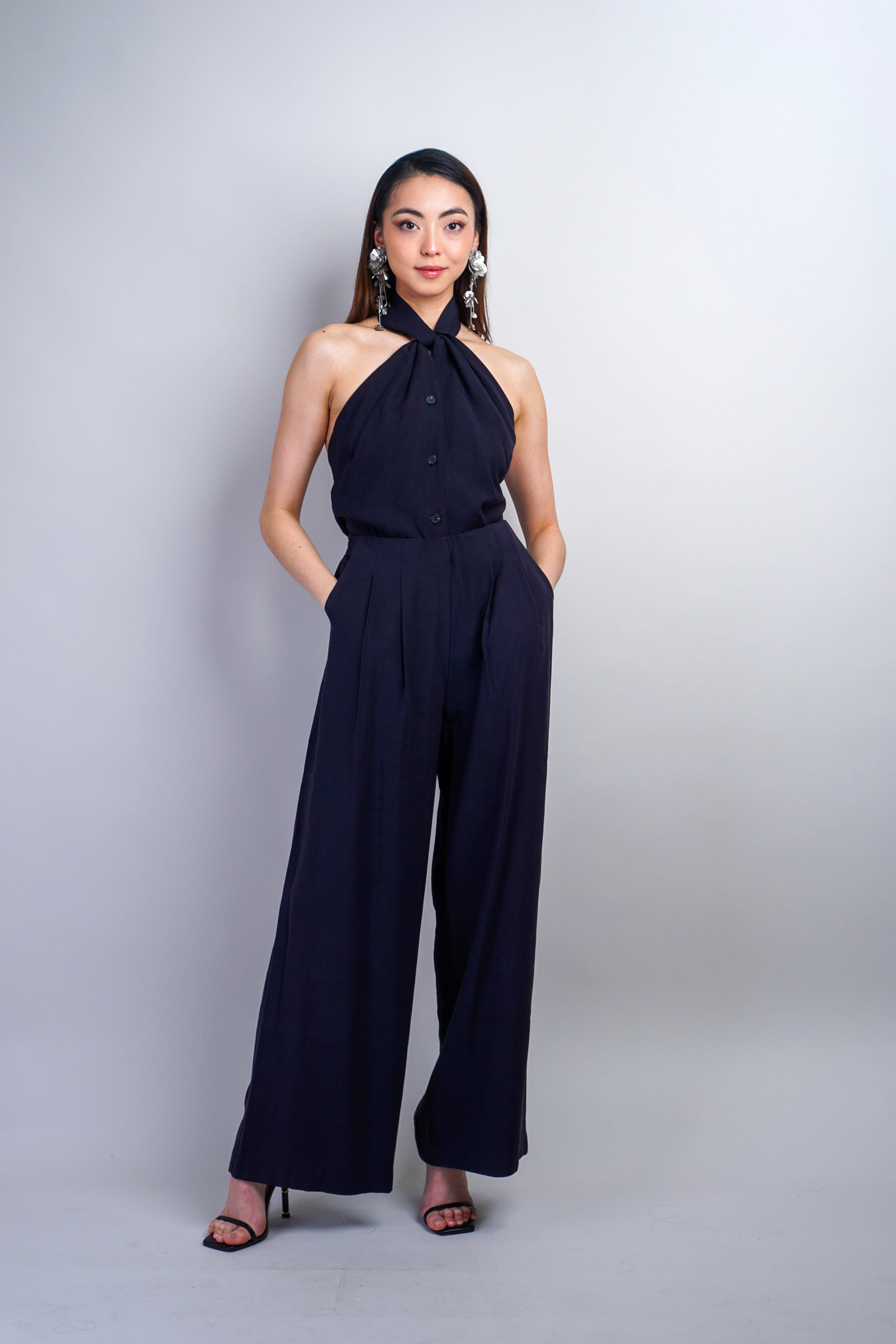 Private Label TOPS Navy Halter Button Backless Top