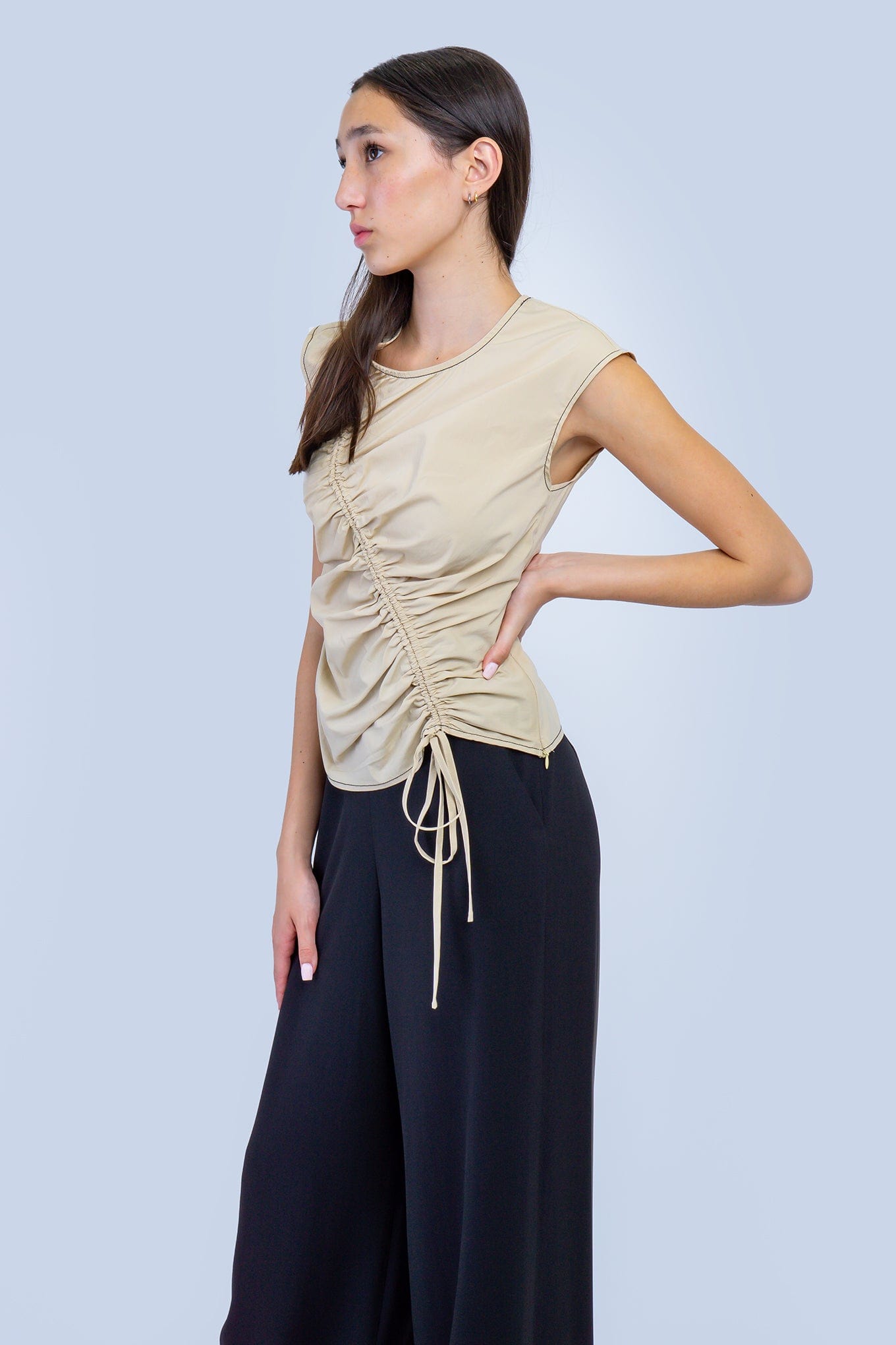 DCD TOPS Taupe Ruching Flutter Sleeve Top