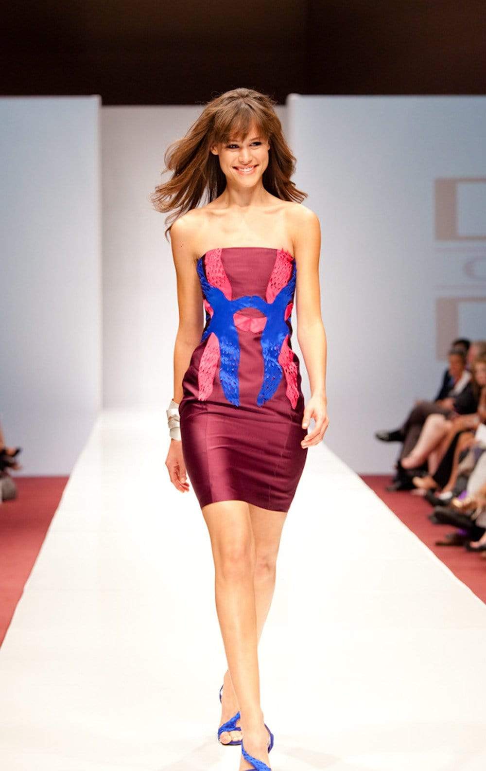 Bianca Dress with Appliqué - Chloe Dao