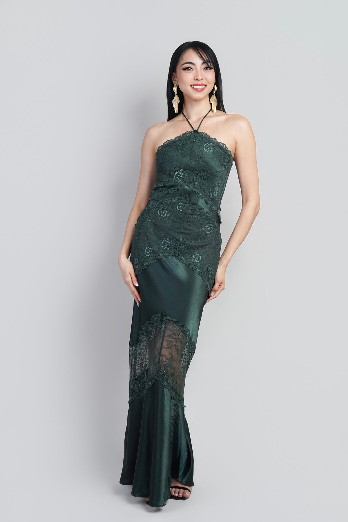 Dark Green Halter Lace Satin Chevron Gown