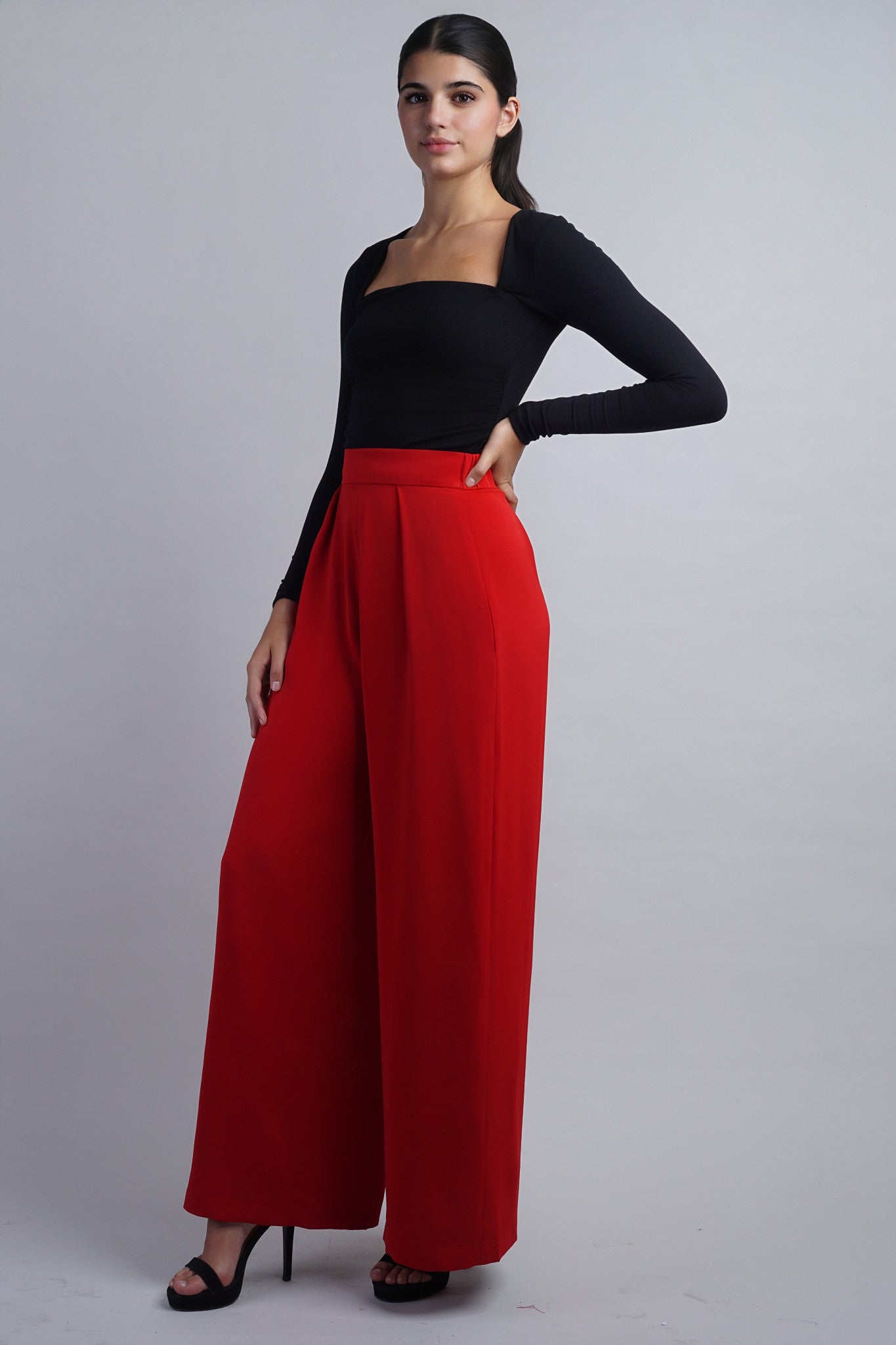 Red Pleated High Waist Relaxing Leslie Pants