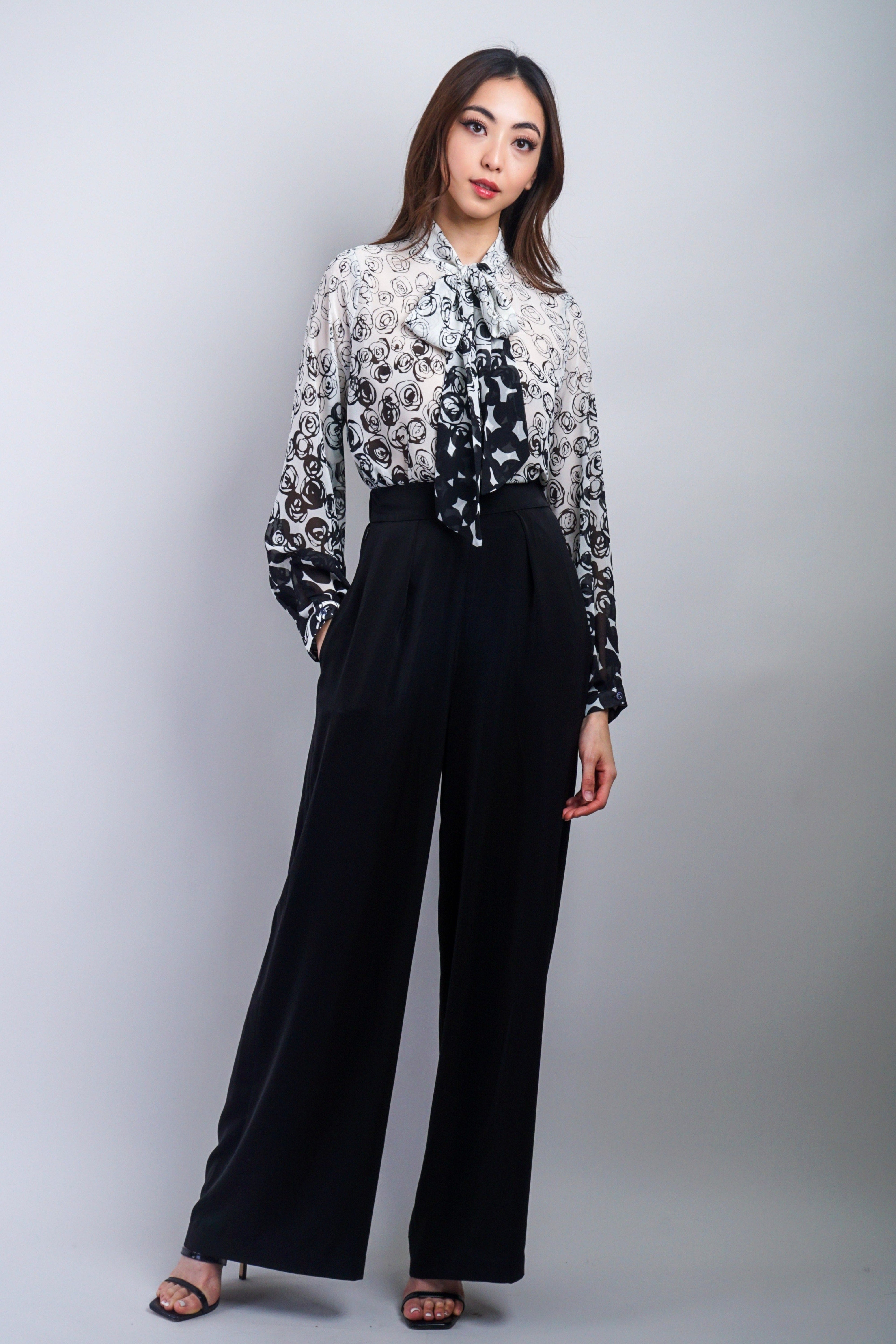 Private Label Black Rose Ombre Tie Front Top