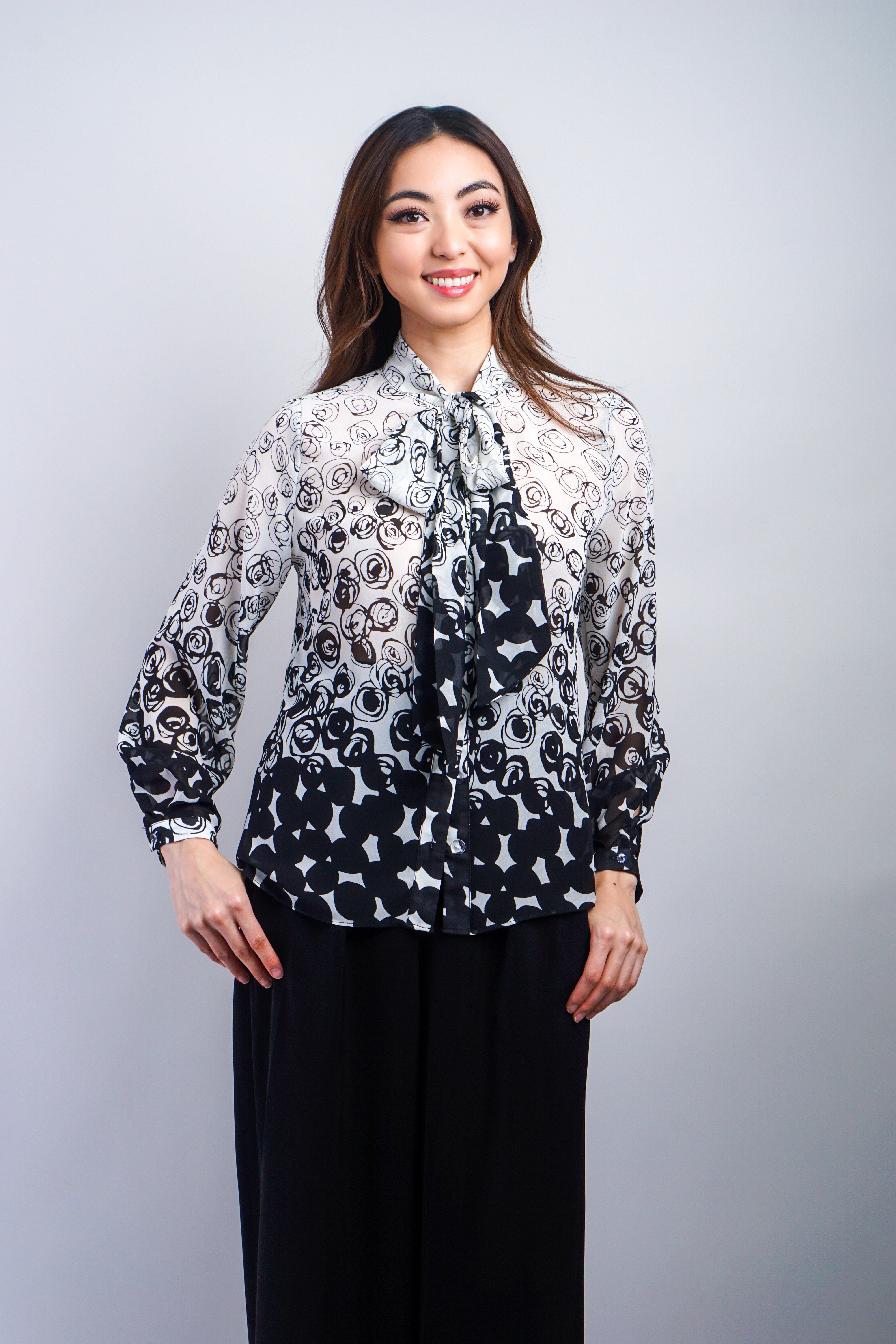 Private Label Black Rose Ombre Tie Front Top