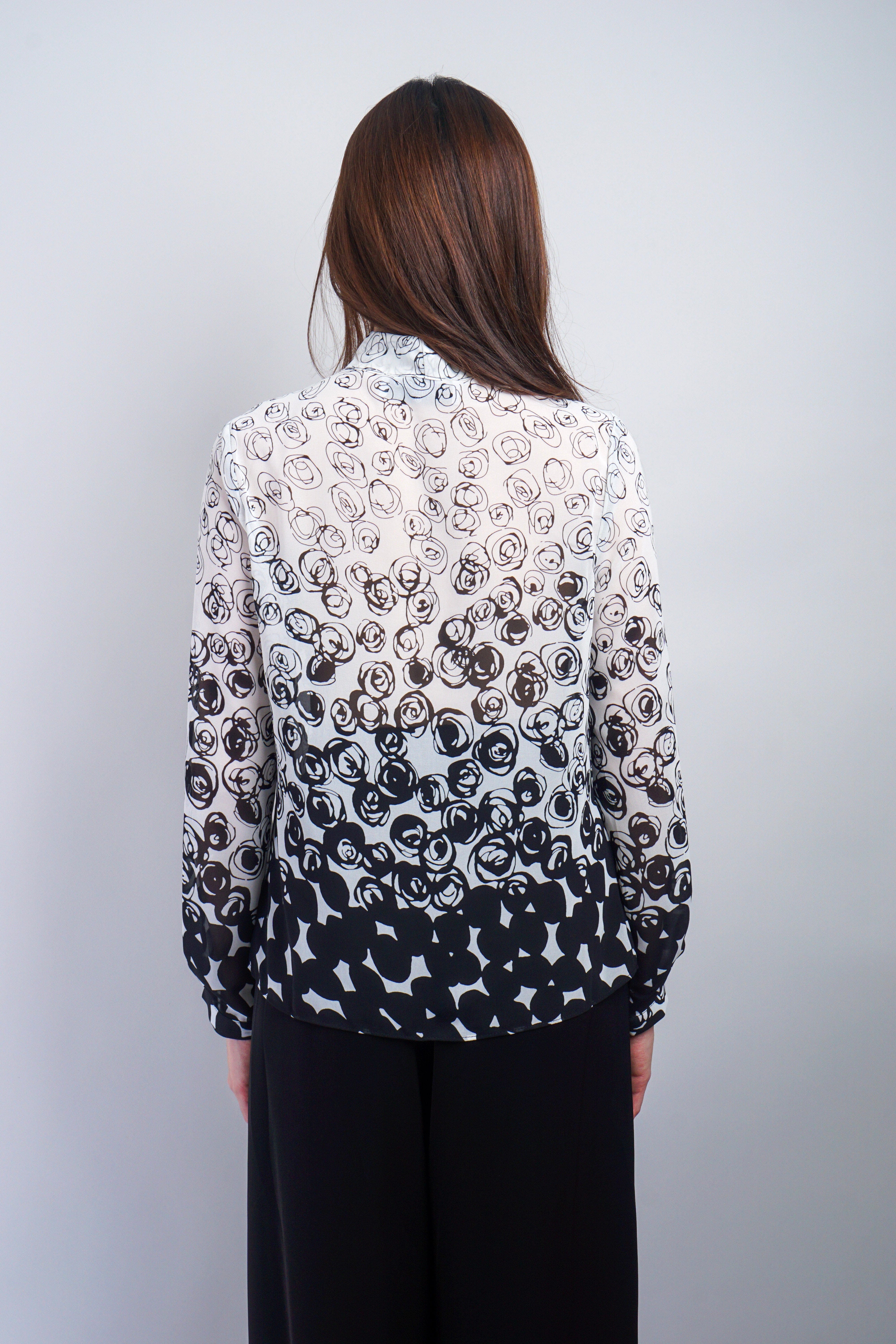 Private Label Black Rose Ombre Tie Front Top