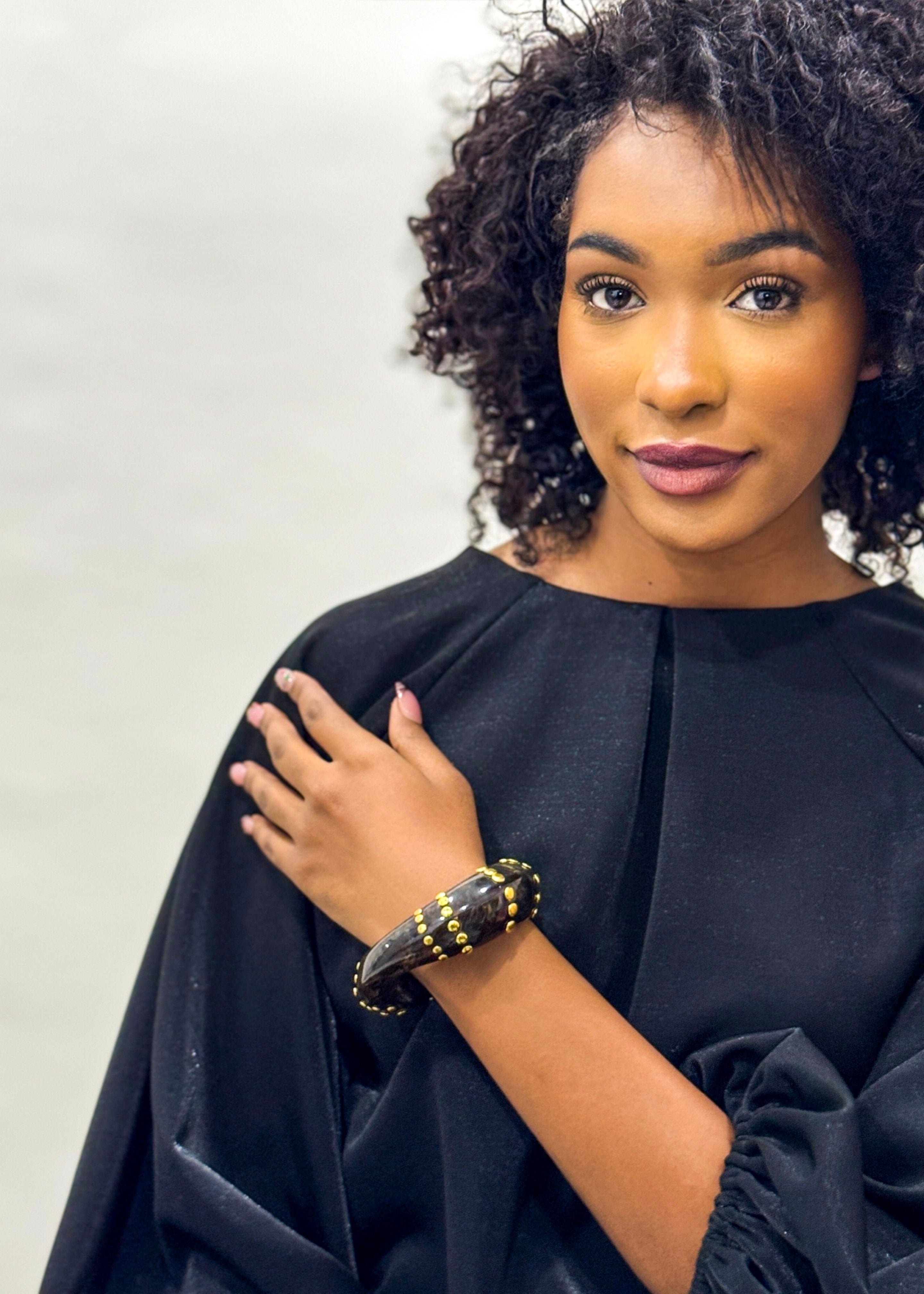 Private Label BRACELETS Brown Inner Gold Rivet Resin Bracelet