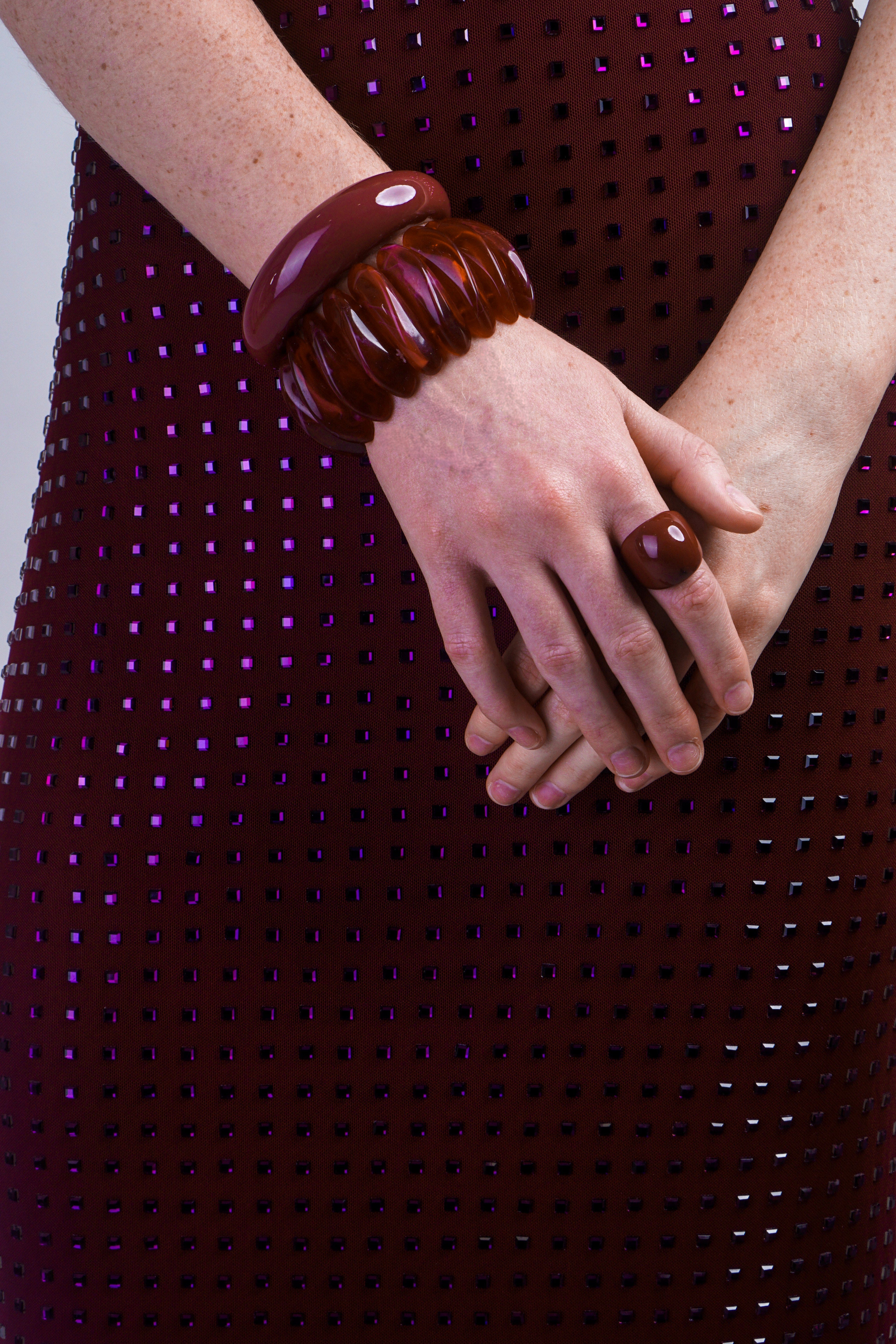 Private Label BRACELETS Burgundy Gradient Arc Resin Bracelet