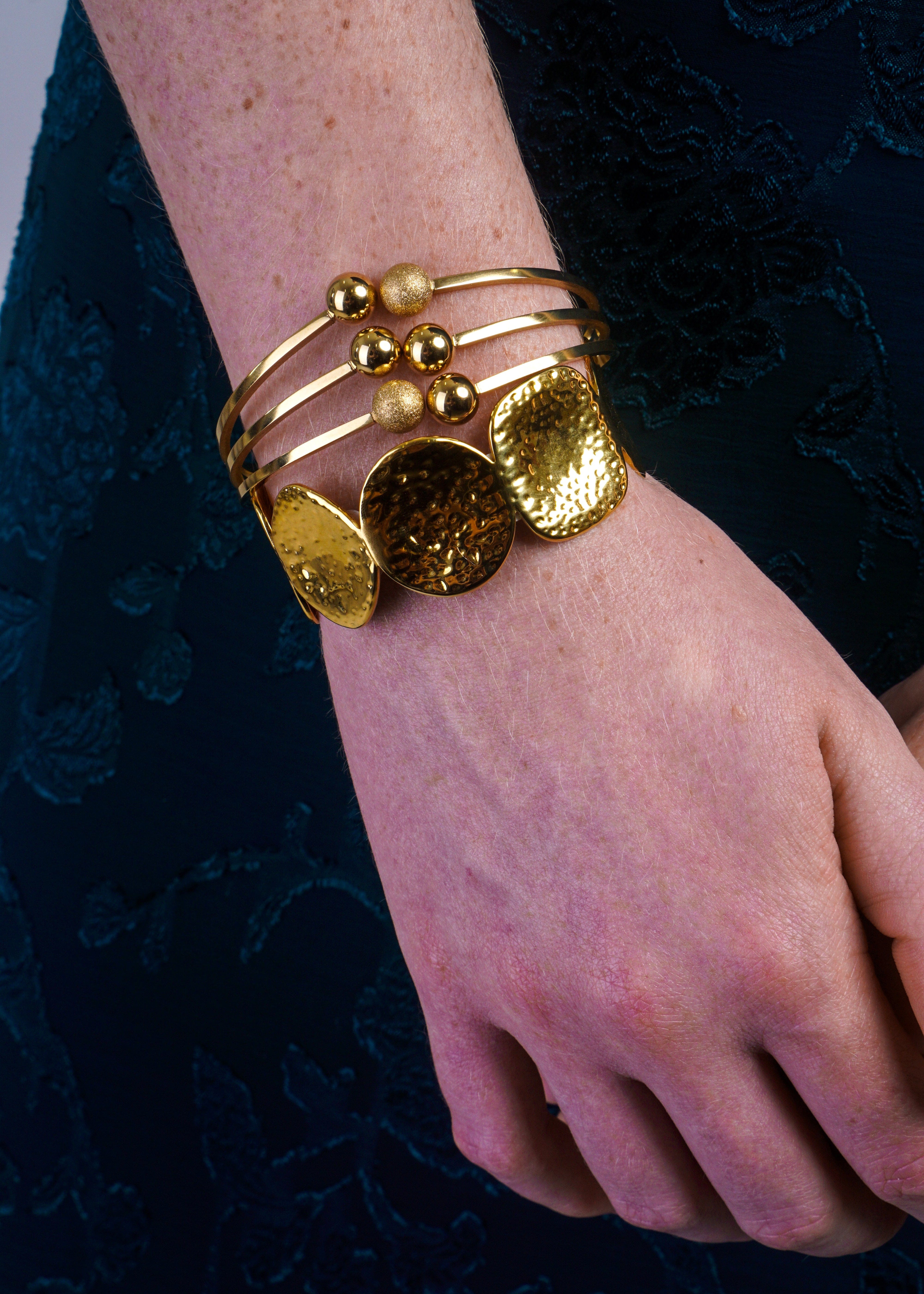 Private Label BRACELETS Gold Titanium Steel Hammered Cuff Bracelet