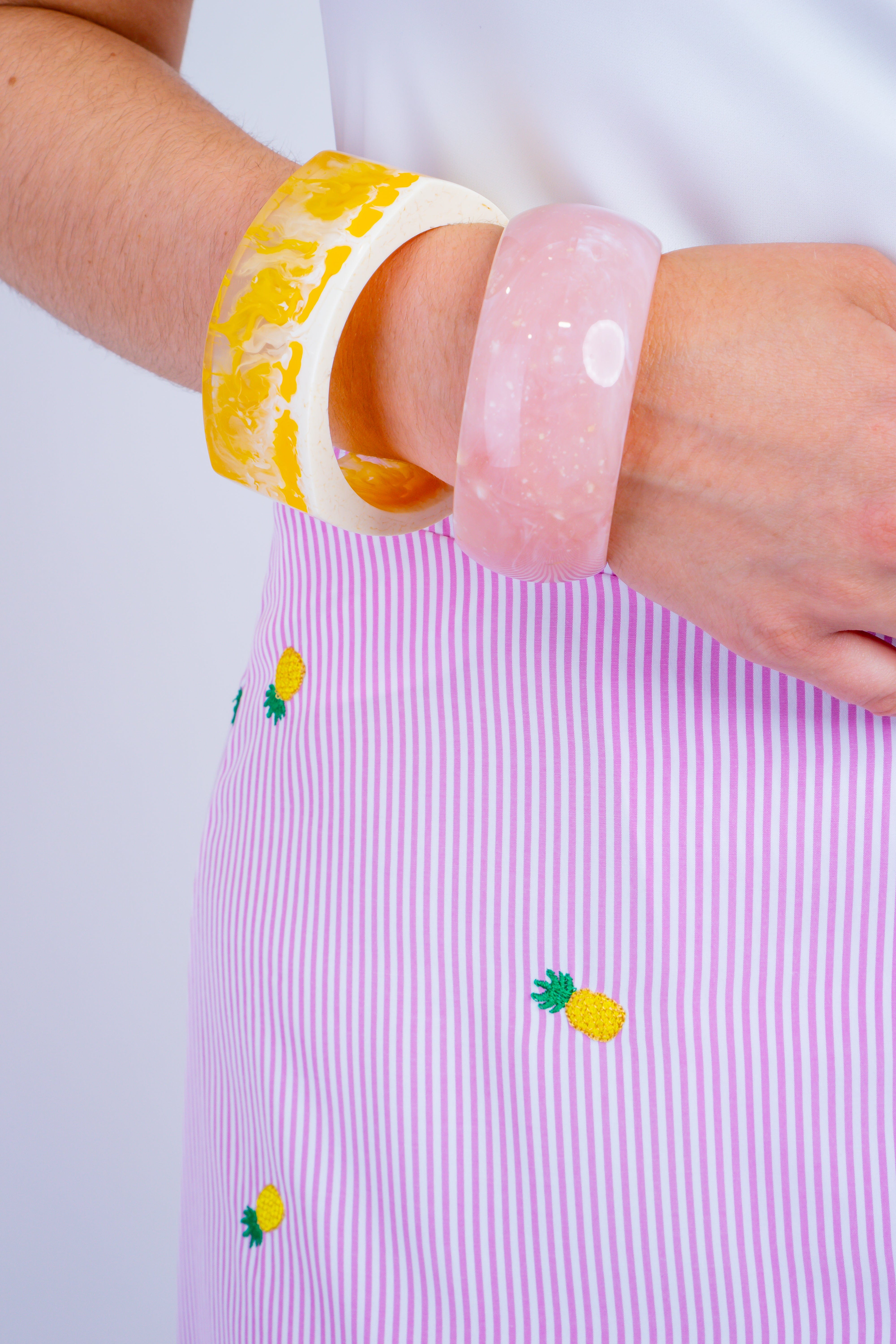 DCD BRACELETS Yellow and White Acrylic Bracelet