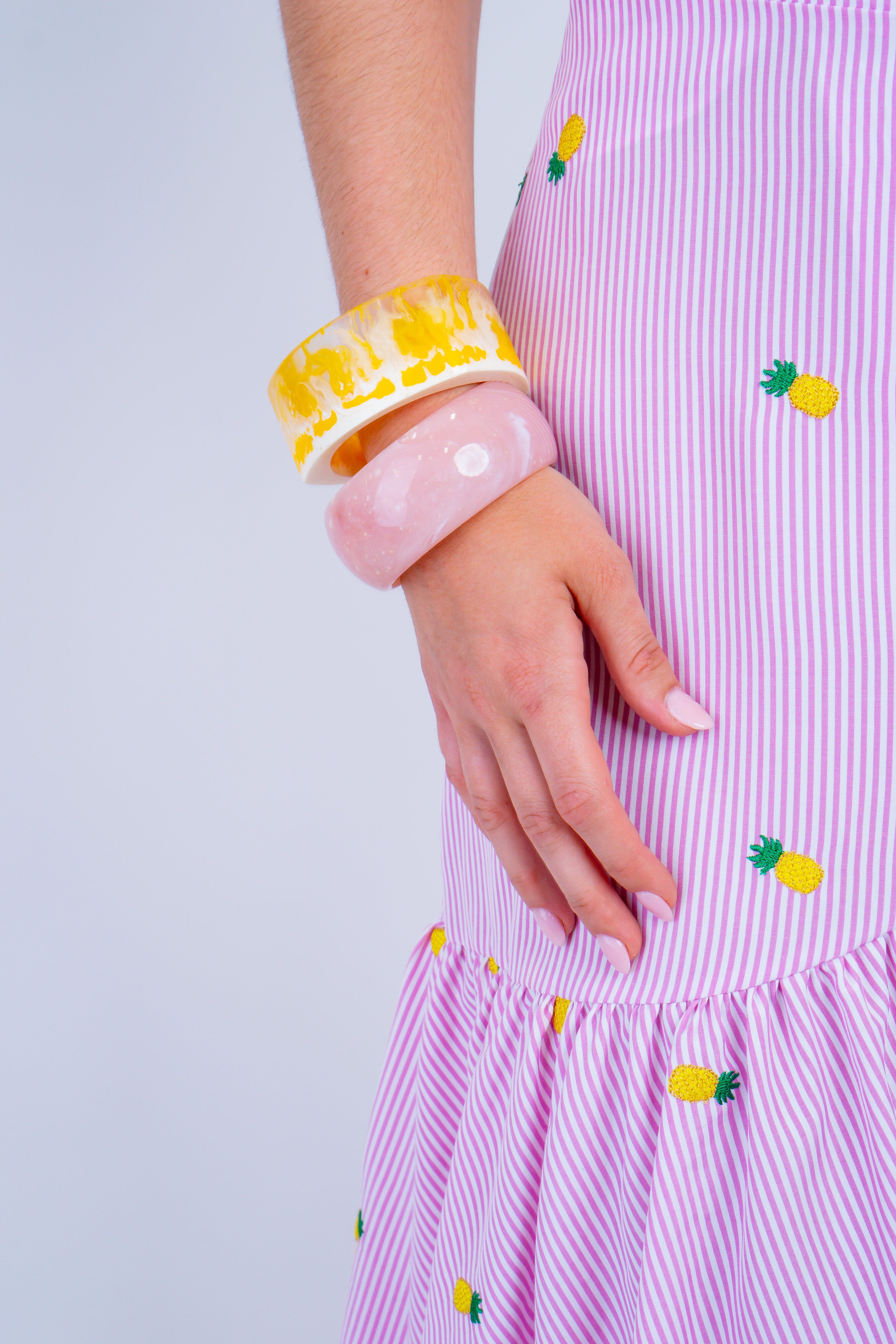 DCD BRACELETS Yellow and White Acrylic Bracelet