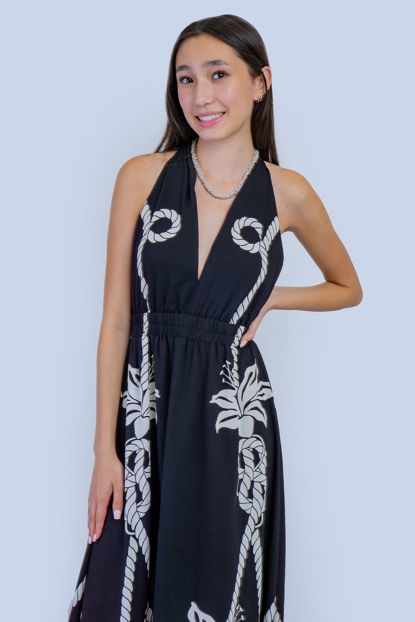 DCD DRESSES Black Knotted Halter Neck Detail Braid Belted Maxi Dress