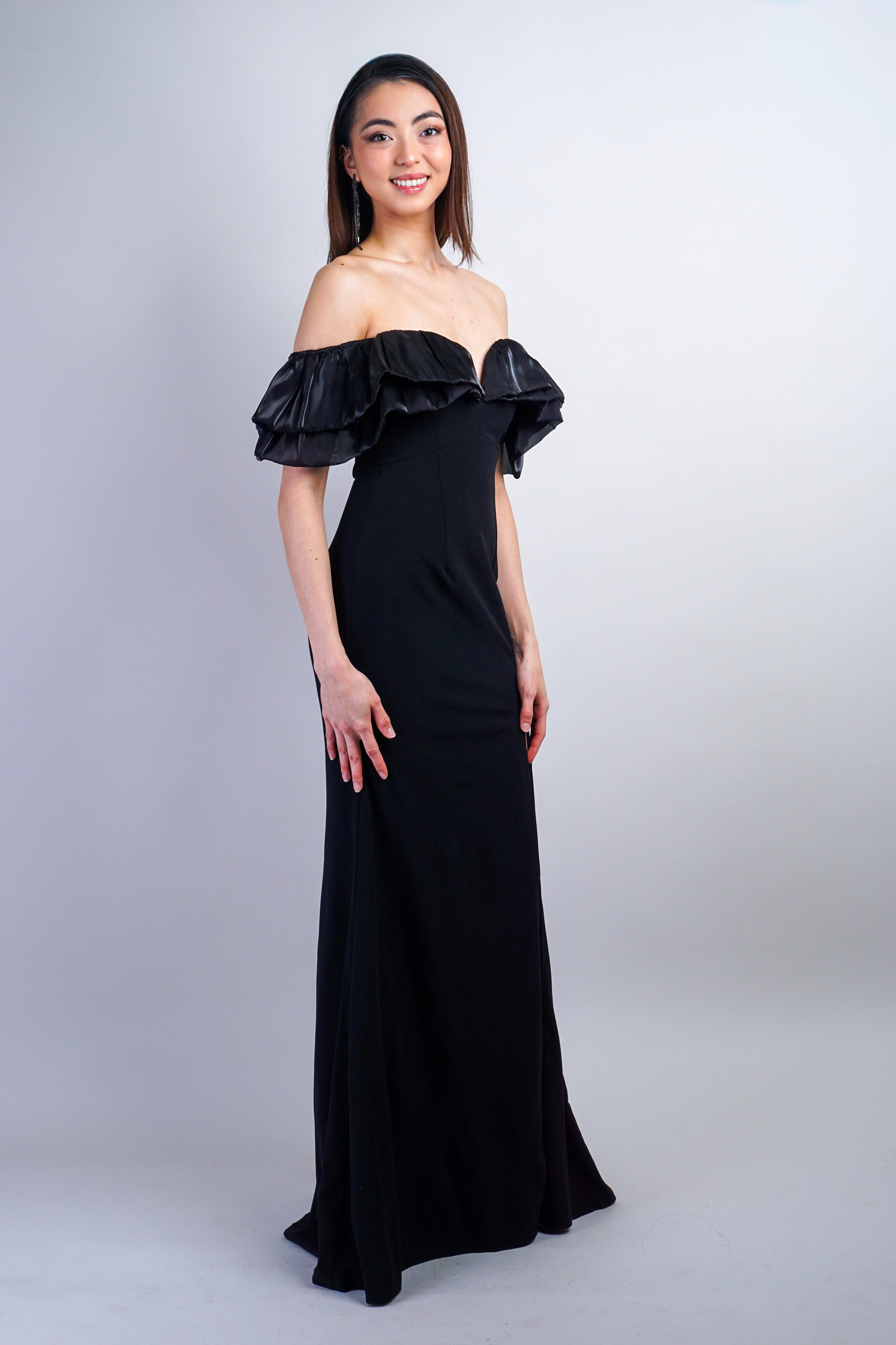 Private Label DRESSES Black Sweetheart Off Shoulder Mermaid Gown