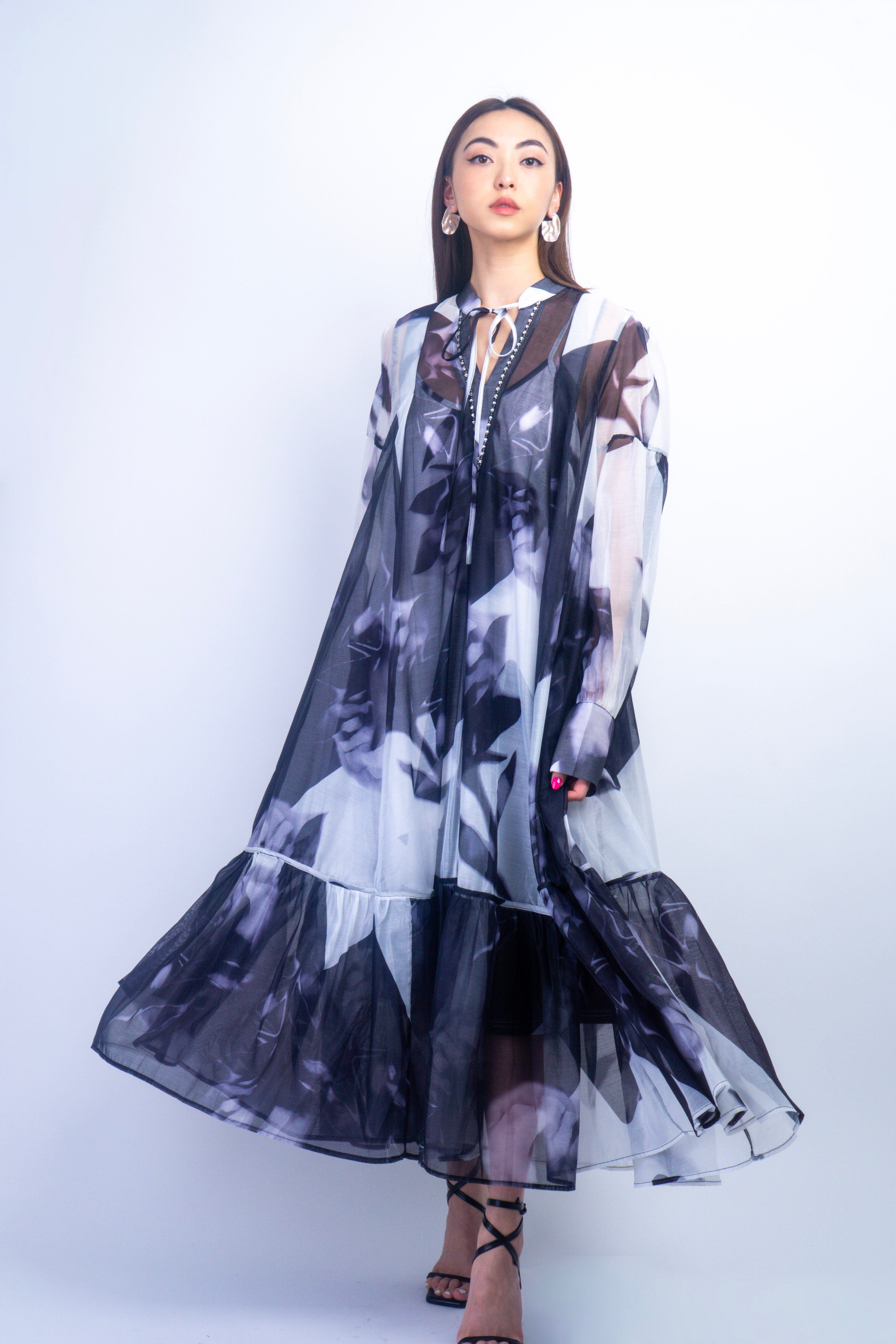 Private Label DRESSES Black & White Oversized Line Floral Dress