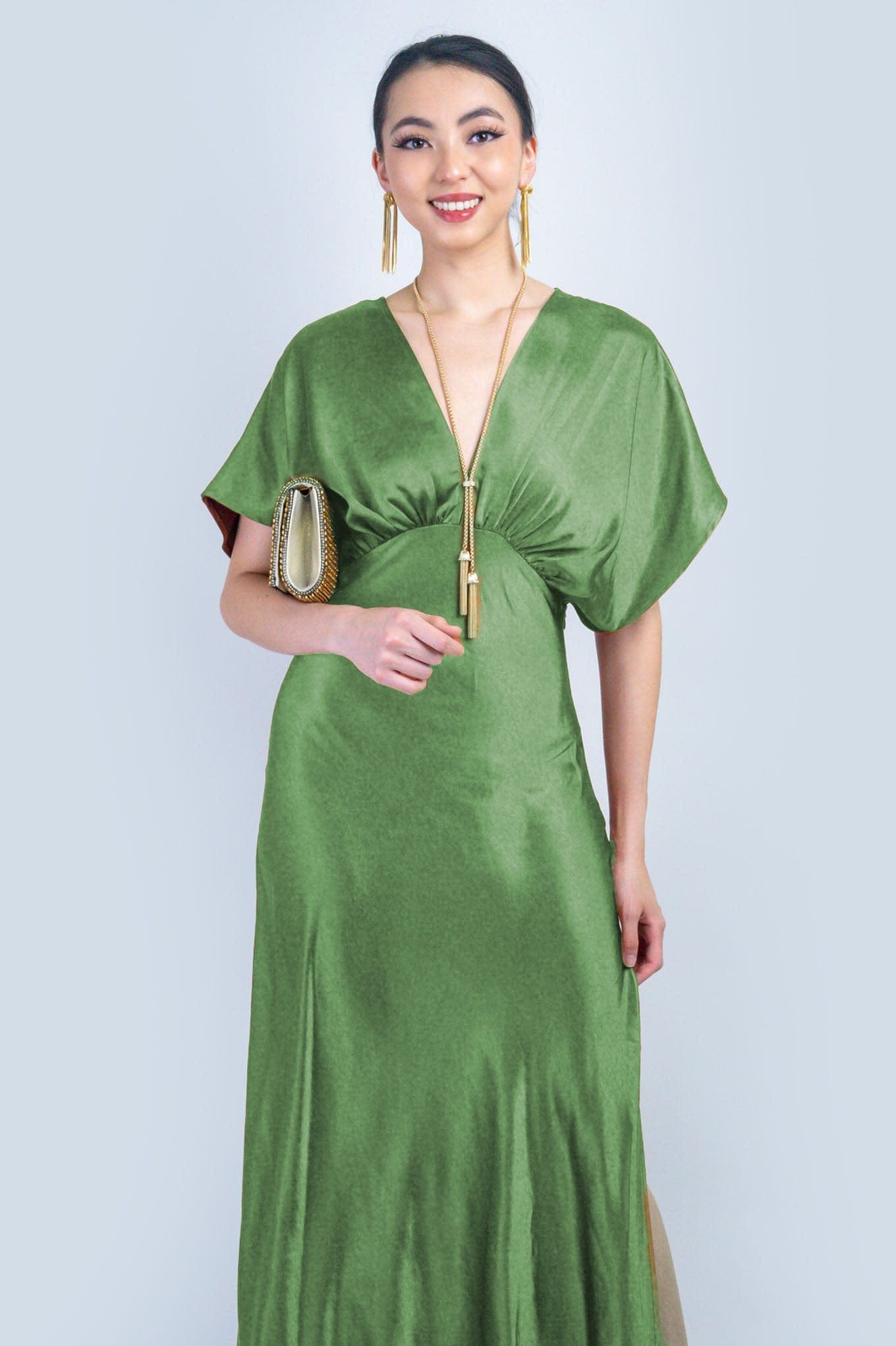 DCD DRESSES Olive Dolman Sleeve Midi Dress