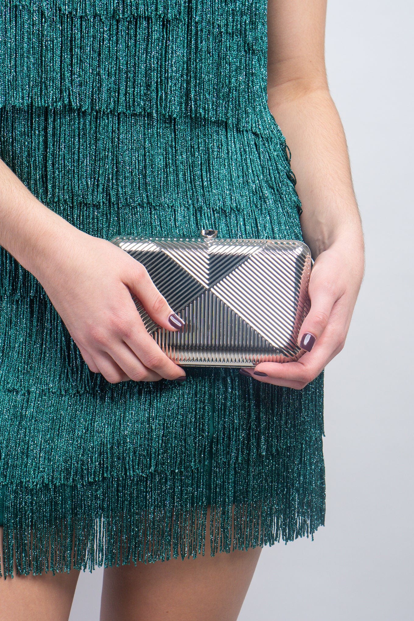 DCD HANDBAGS Silver Vintage Metal Clutch