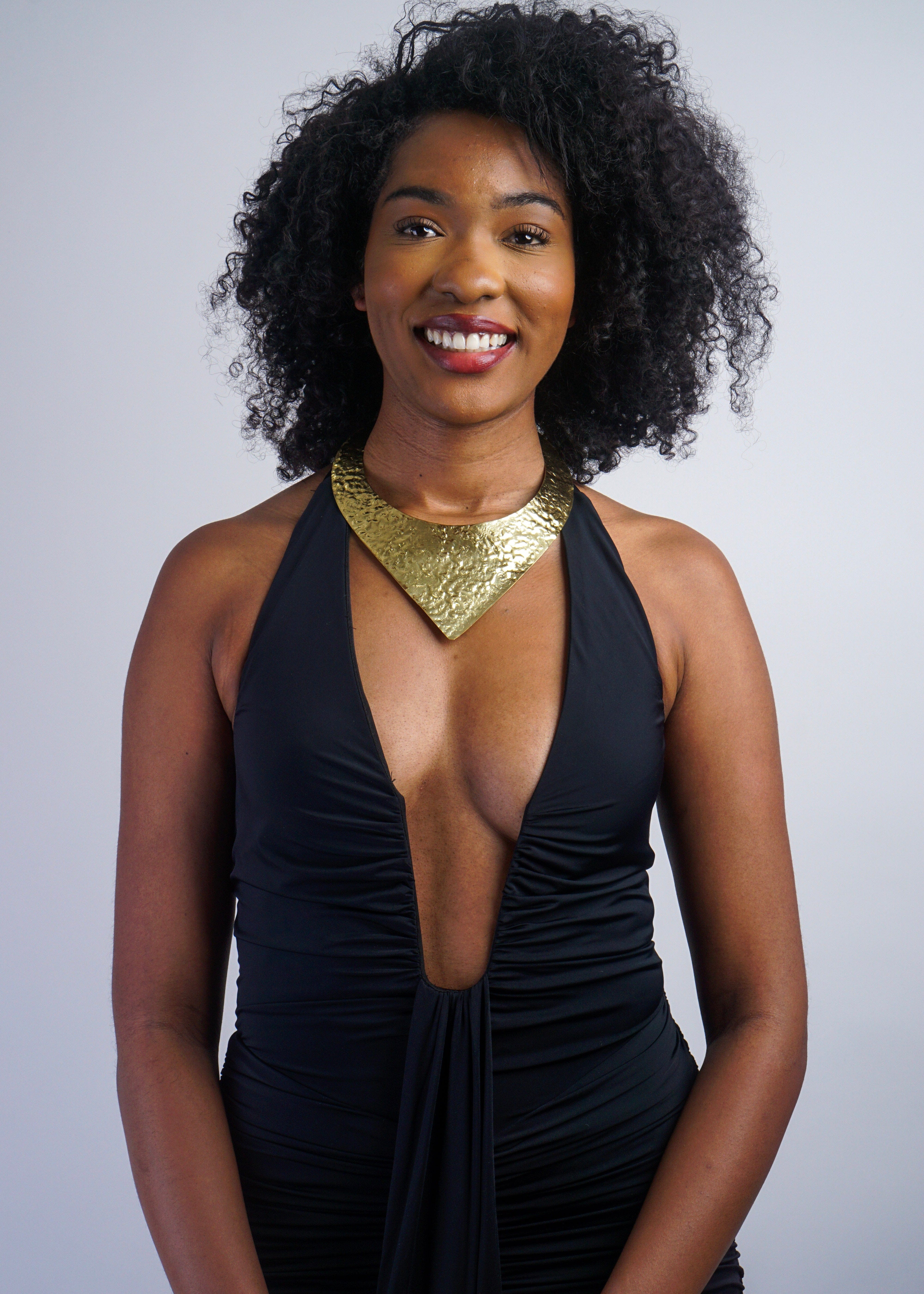 Private Label NECKLACES Gold V-Choker Necklace