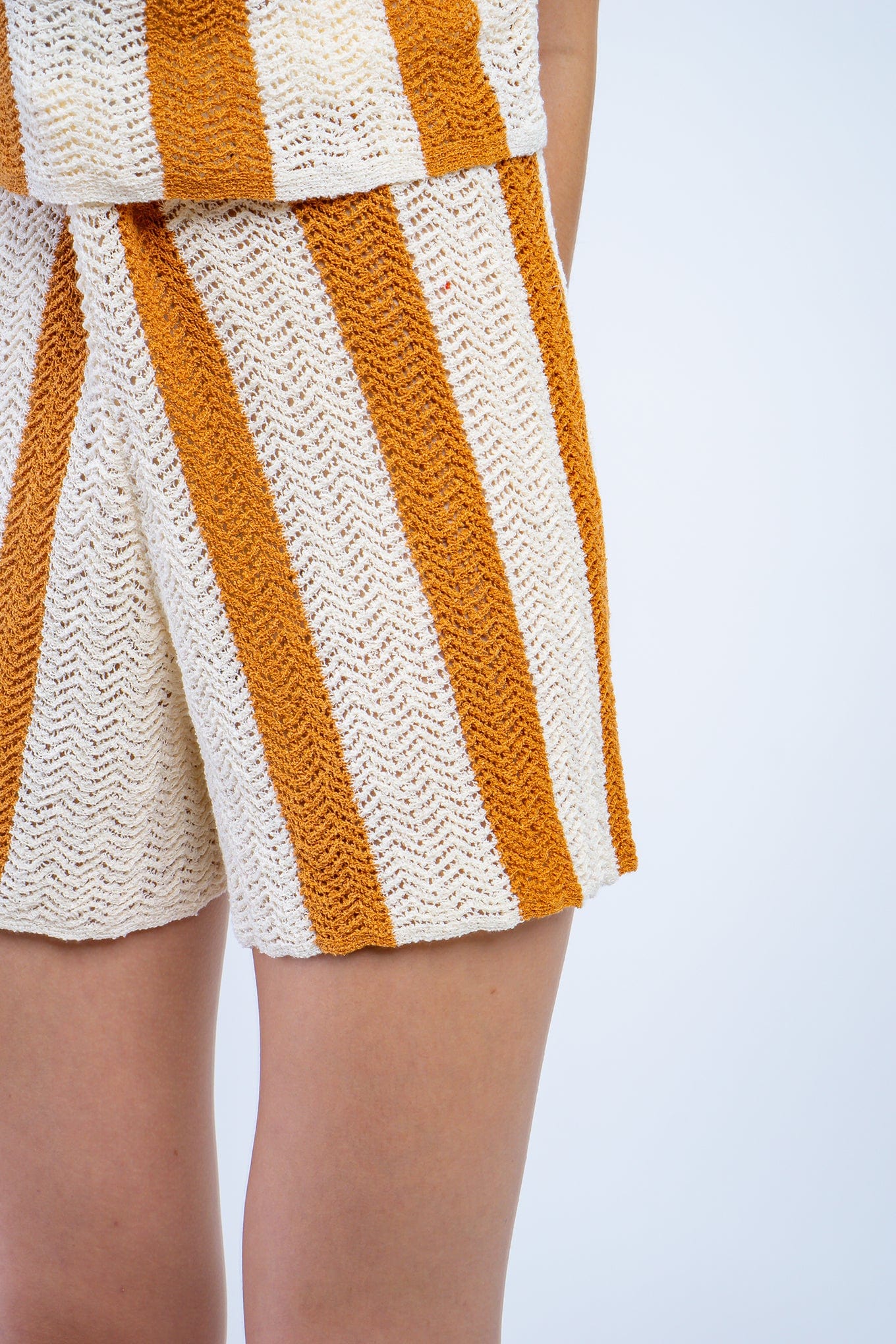 DCD PANTS Terracotta Stripes Knit Short
