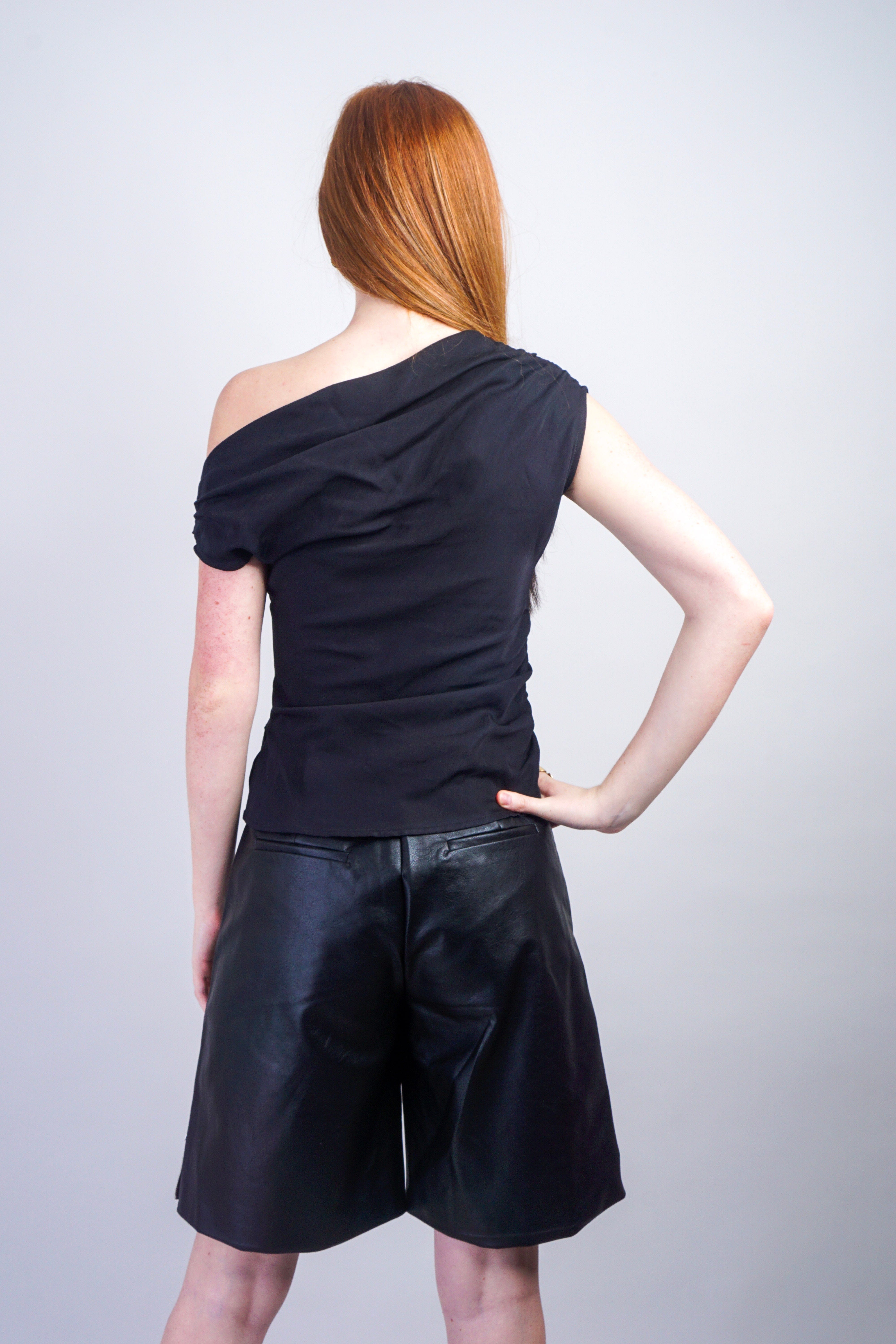 Private Label SHORTS Black Faux Leather Bermuda Shorts With Side Zippers