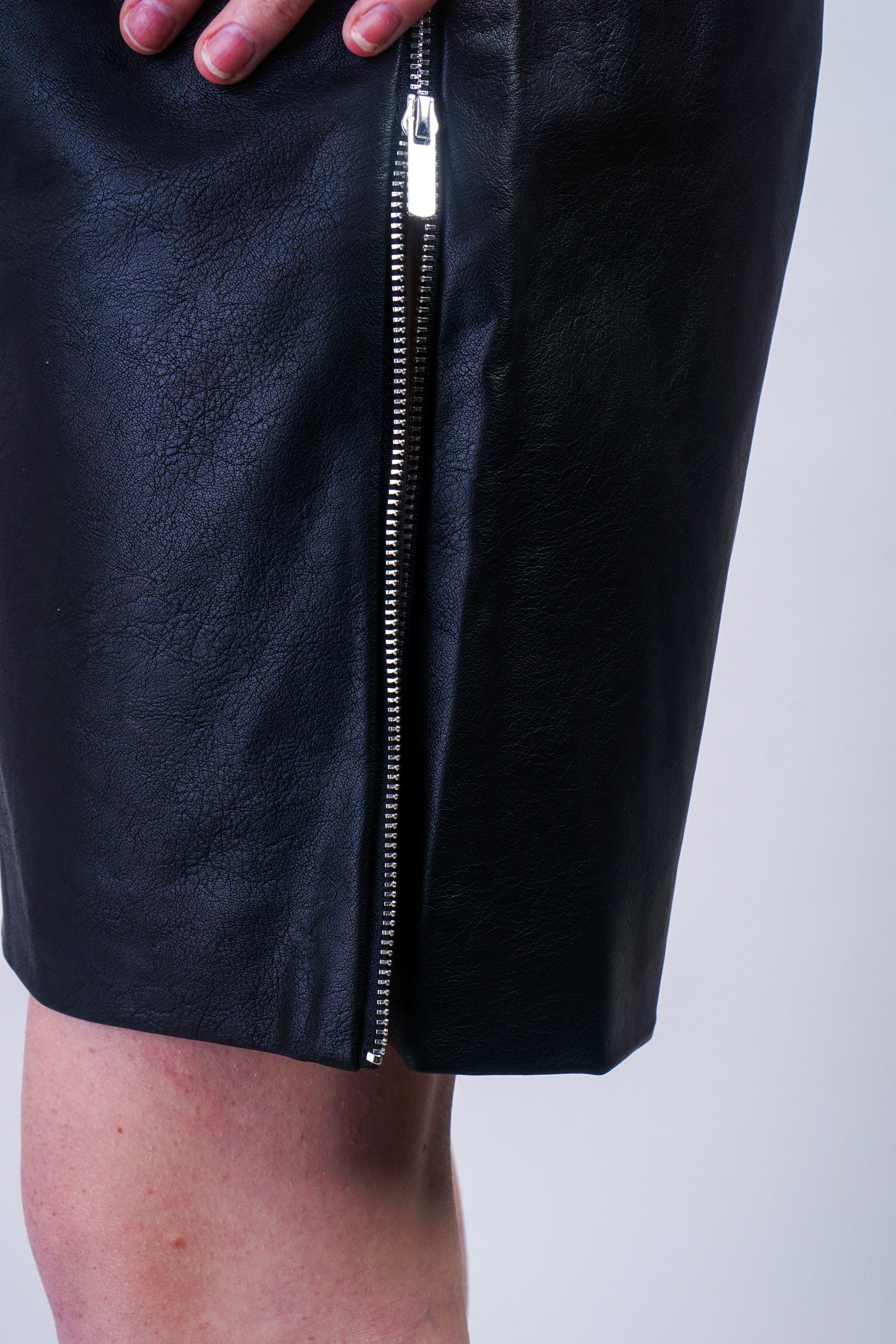 Private Label SHORTS Black Faux Leather Bermuda Shorts With Side Zippers