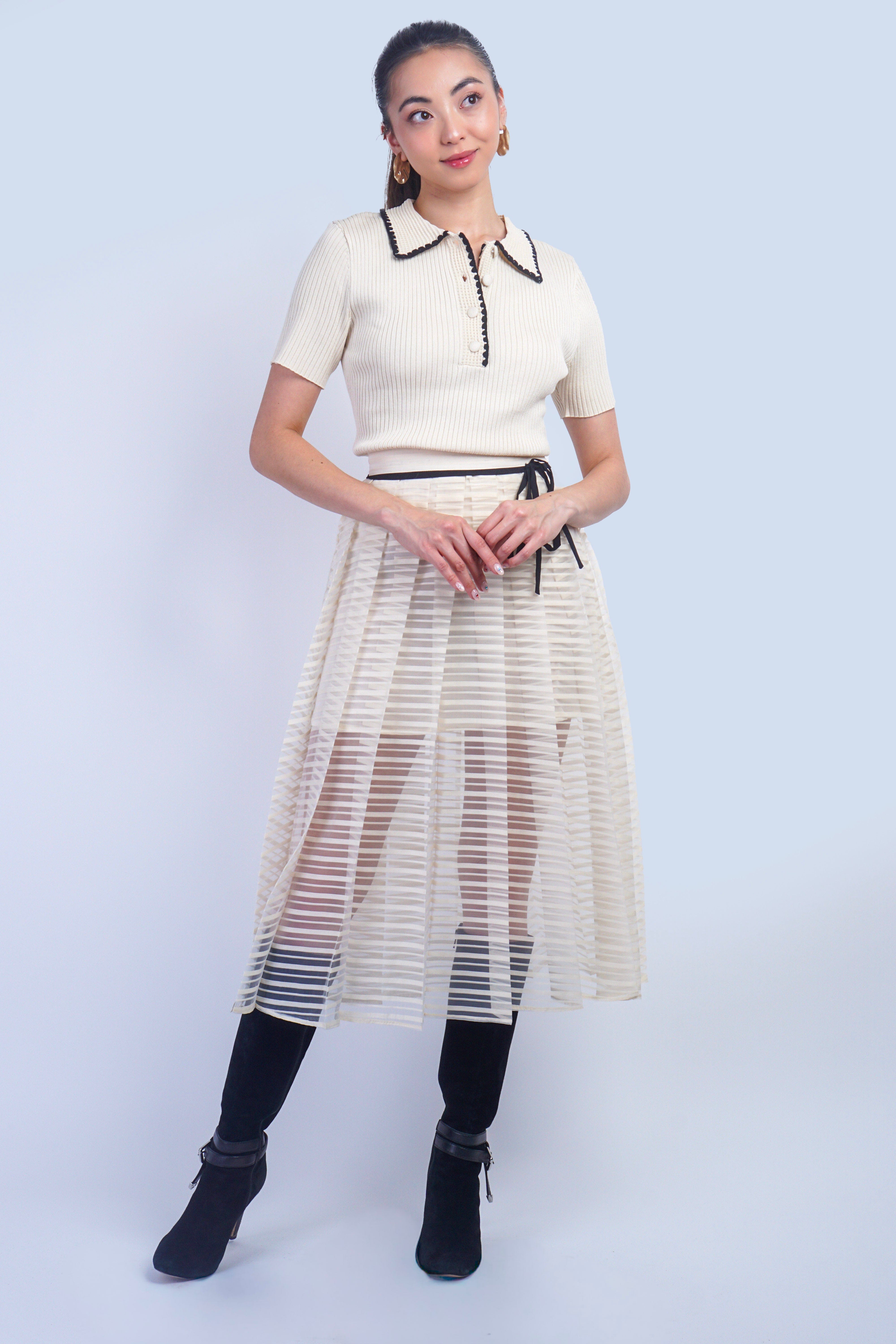 Private Label SWEATERS Ivory Black Scallop Crochet Polo Sweater Top